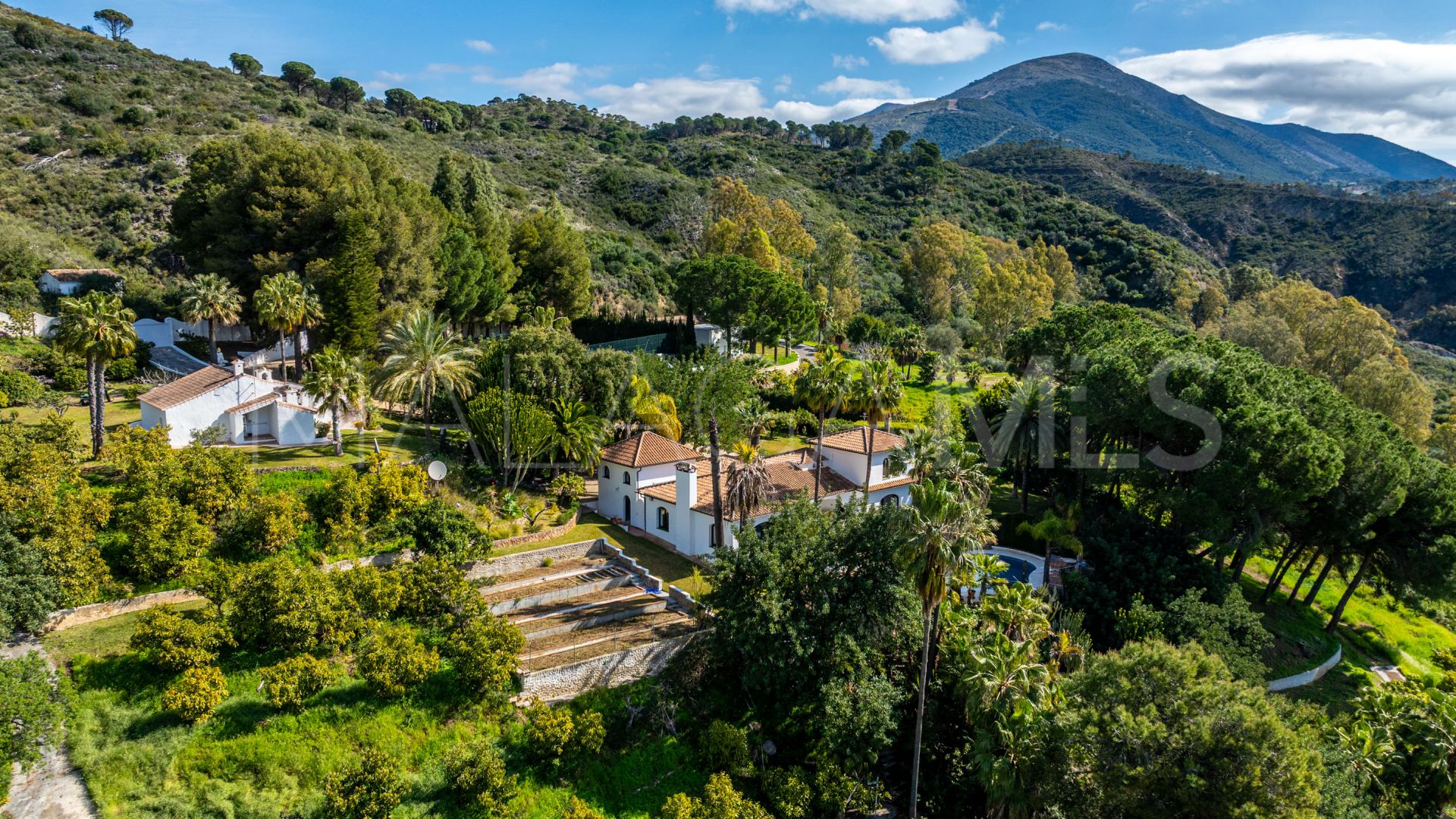 Casa de campo for sale in Alhaurin el Grande