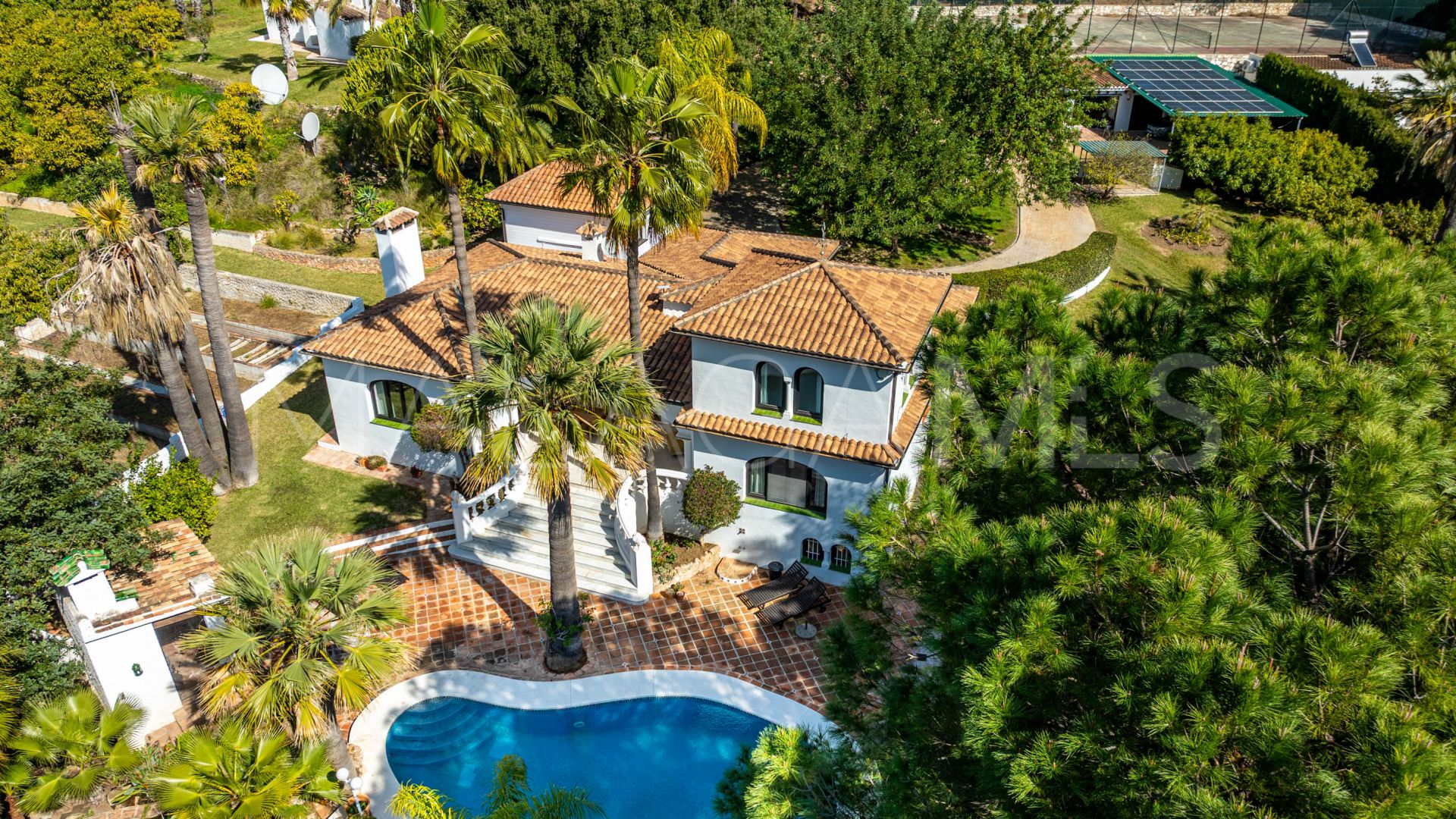 Casa de campo for sale in Alhaurin el Grande