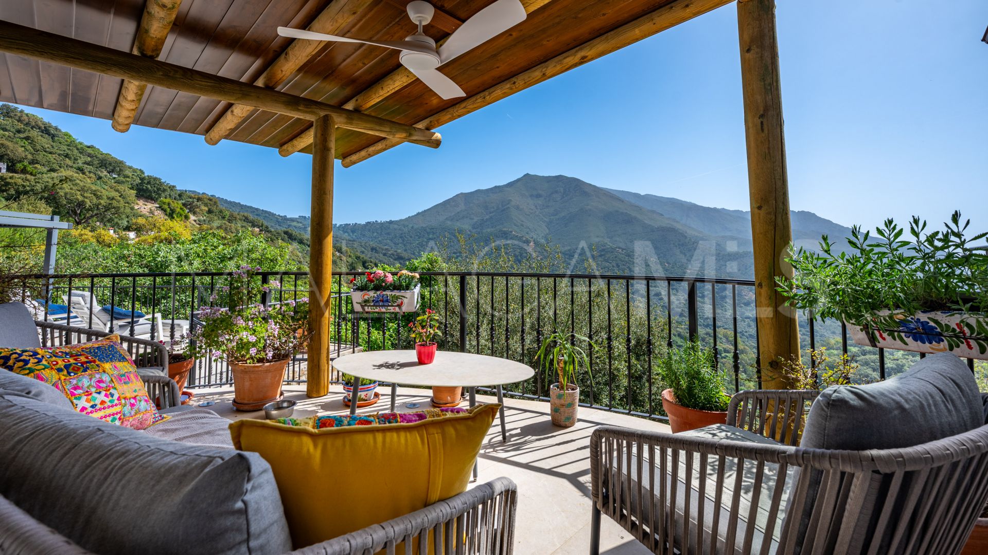 Hus på landet for sale in Casares