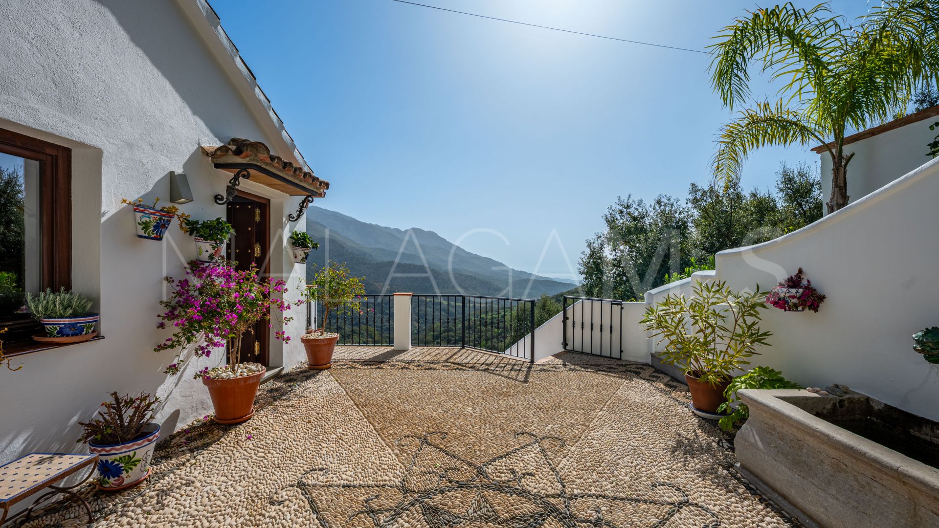 Hus på landet for sale in Casares