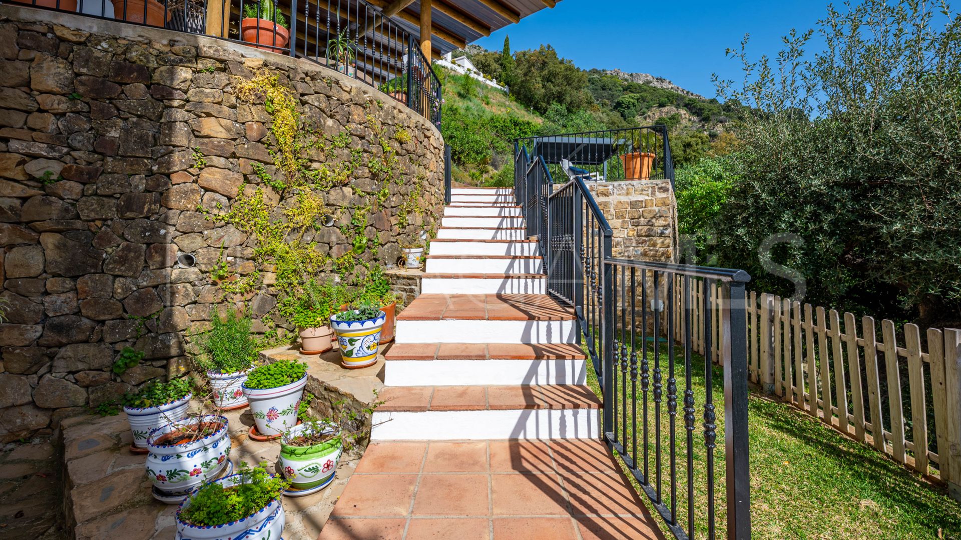 Hus på landet for sale in Casares