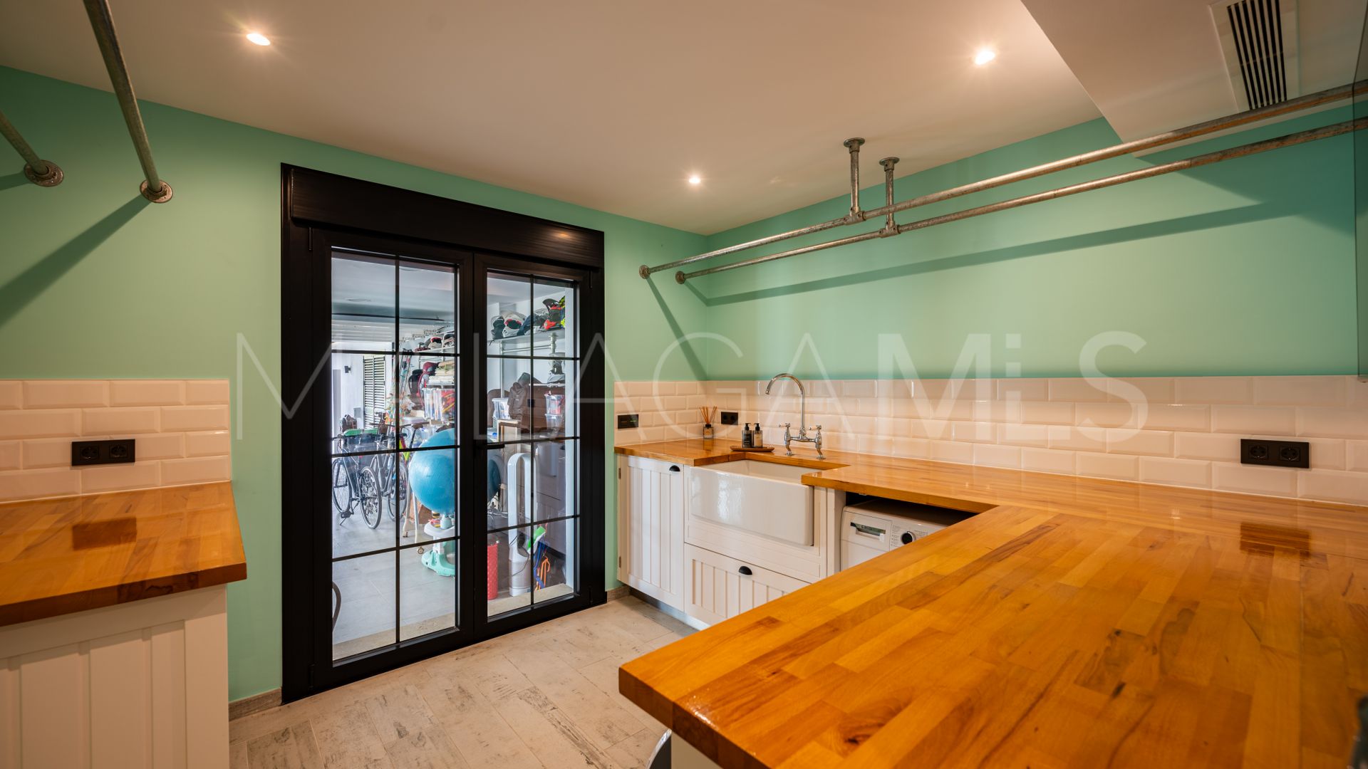 6 bedrooms country house for sale in Coin