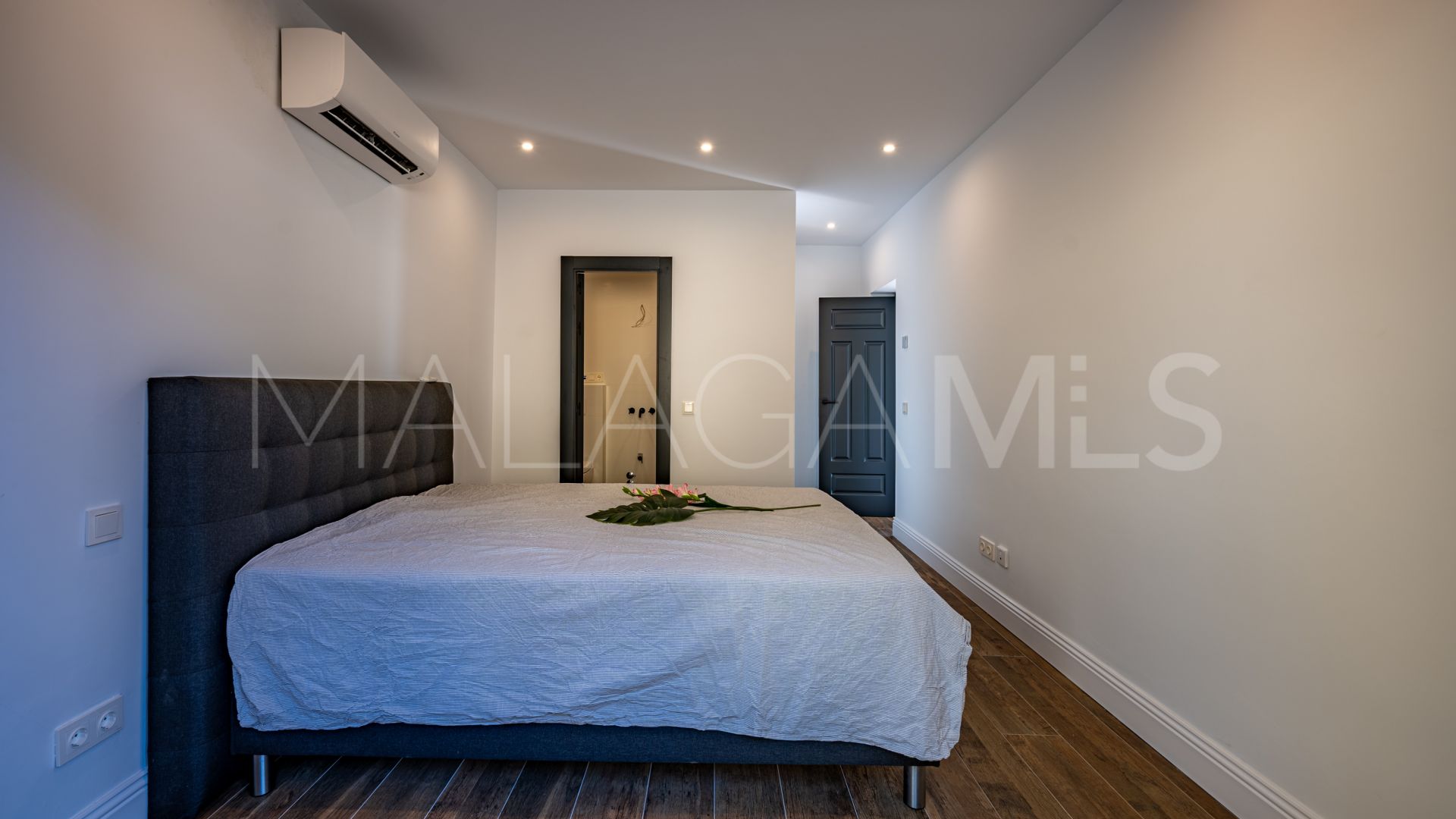 Casa de campo for sale in Casares