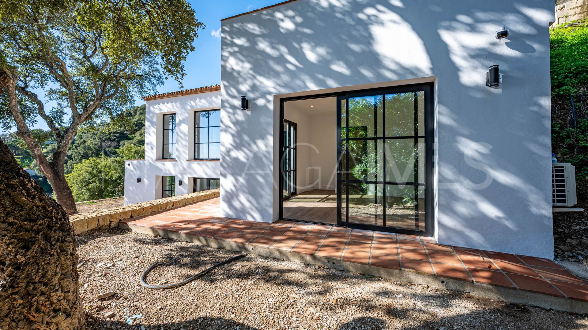 Casa de campo for sale in Casares
