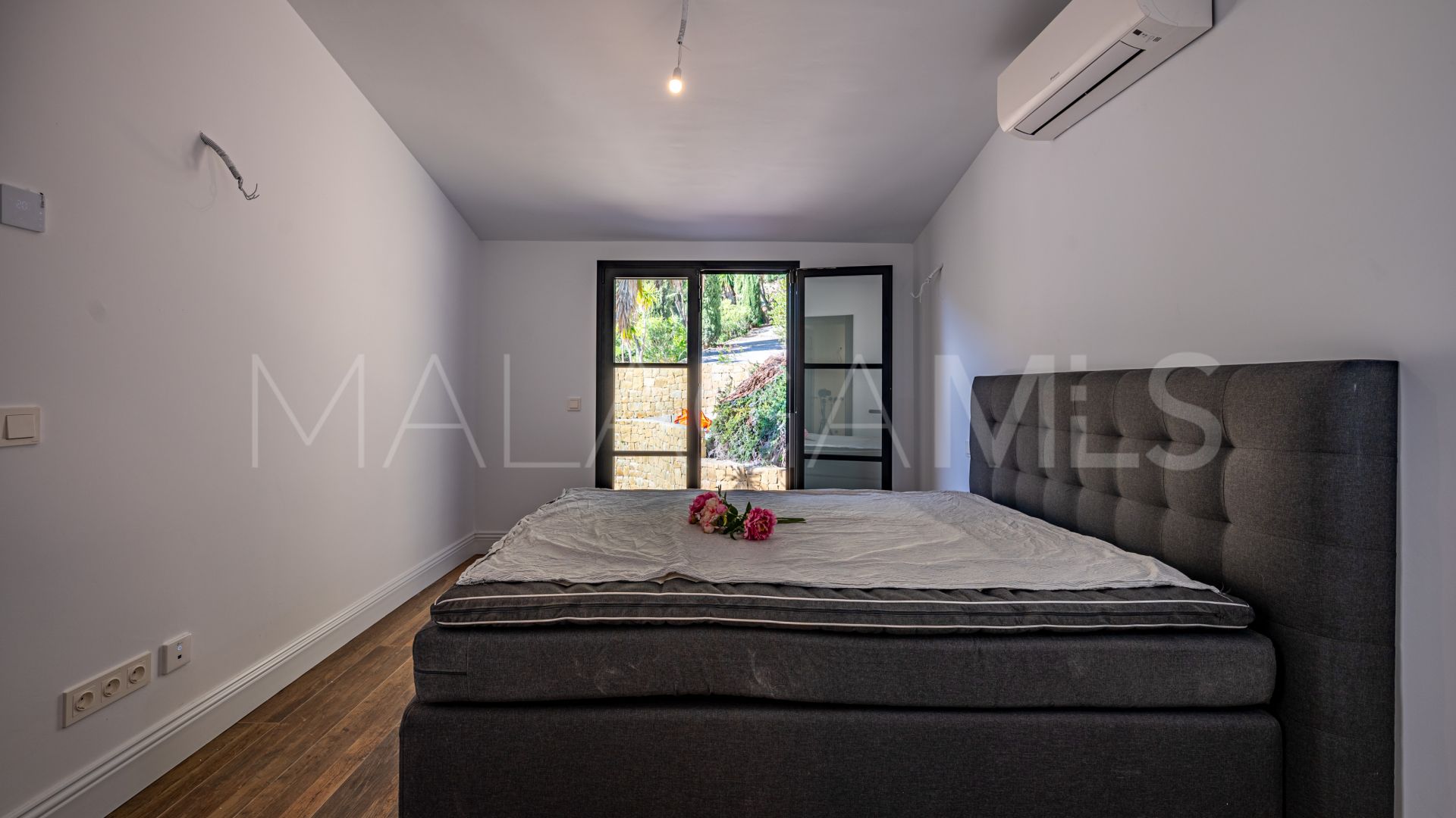 Casa de campo for sale in Casares