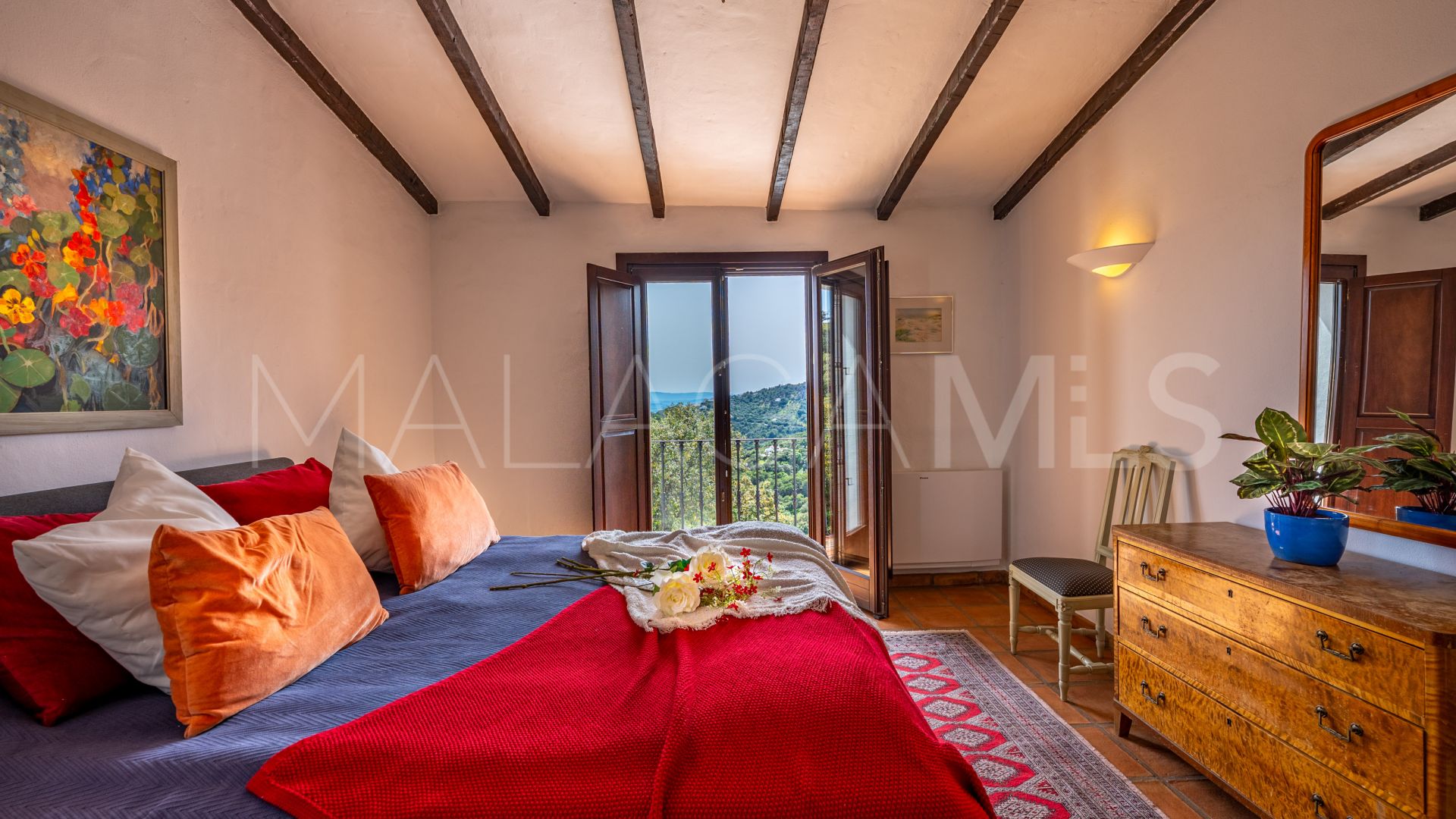 Country house with 4 bedrooms for sale in Casares Montaña