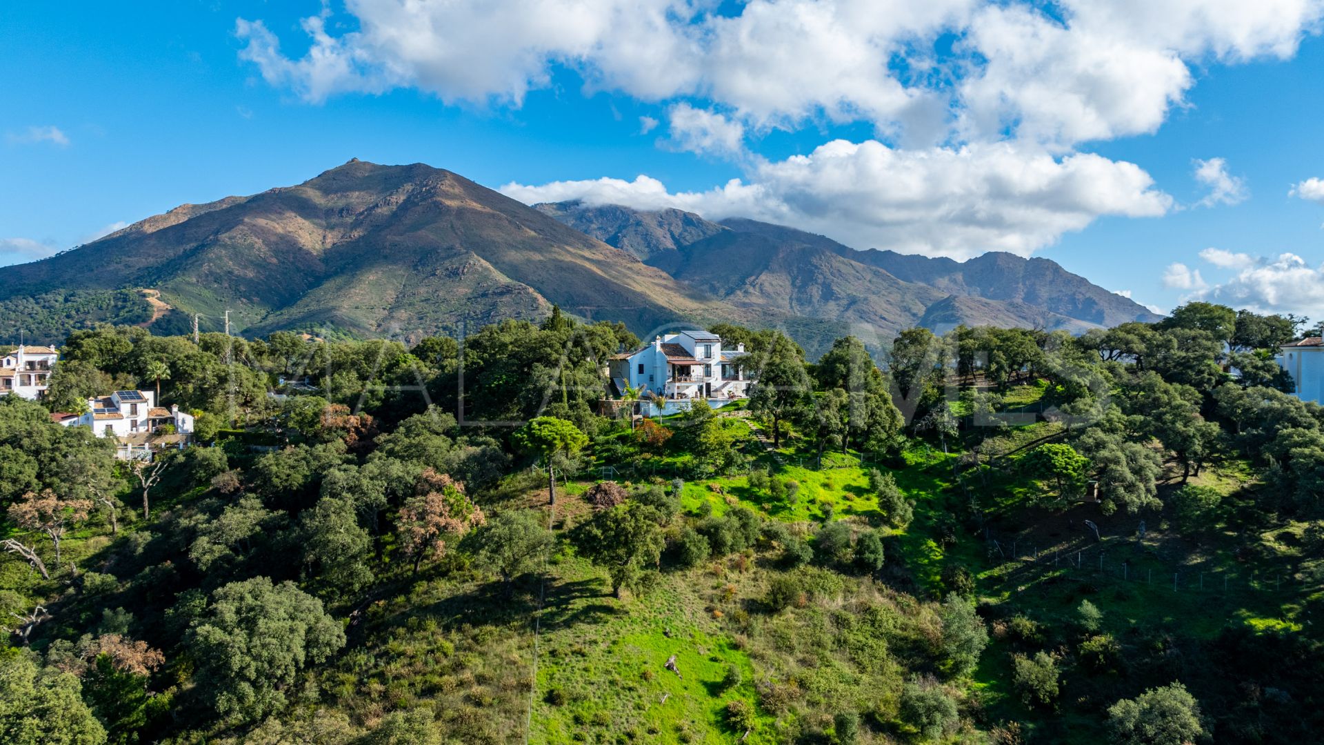 Maison de campagne for sale in Casares Montaña