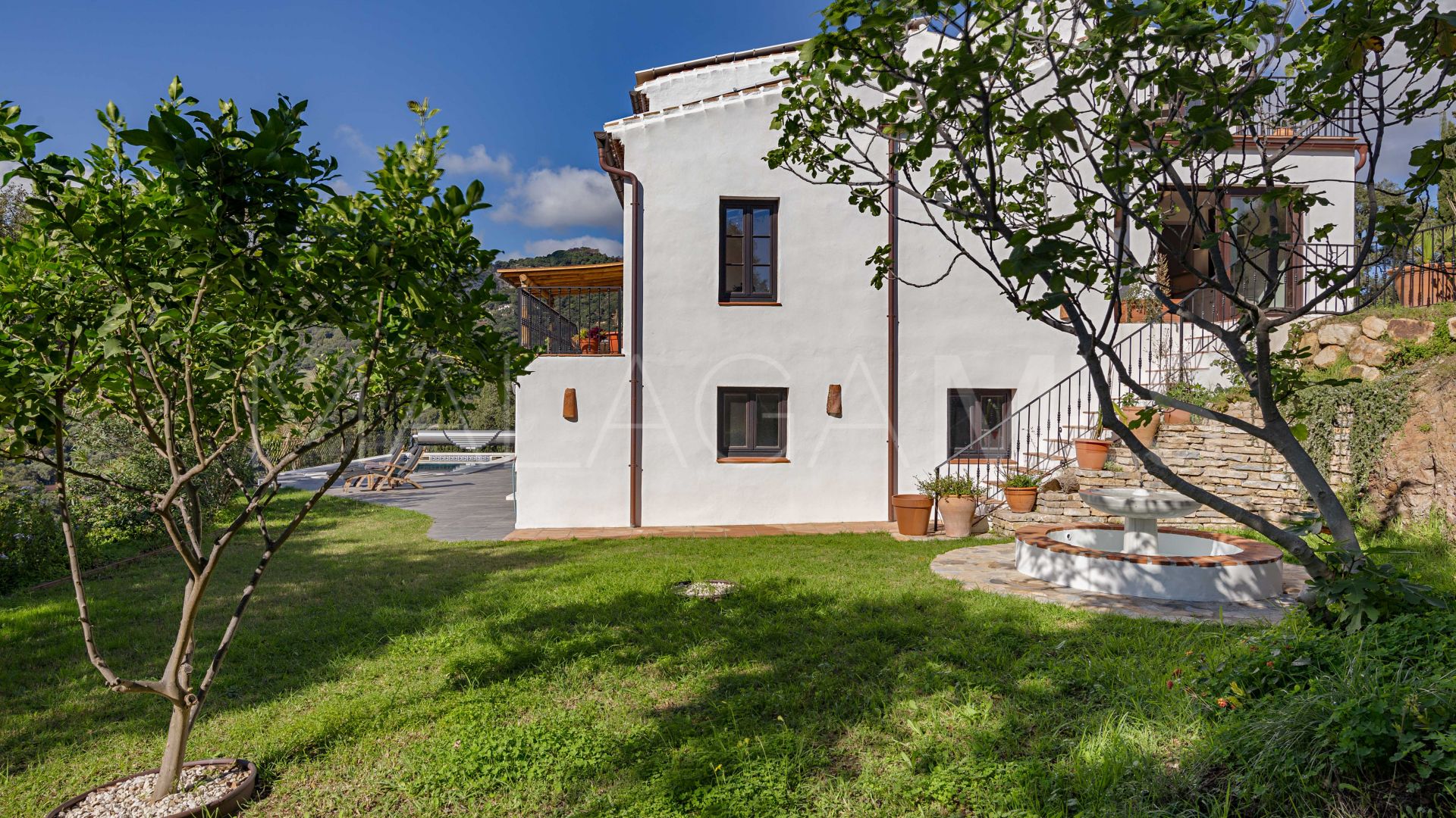 Maison de campagne for sale in Casares Montaña