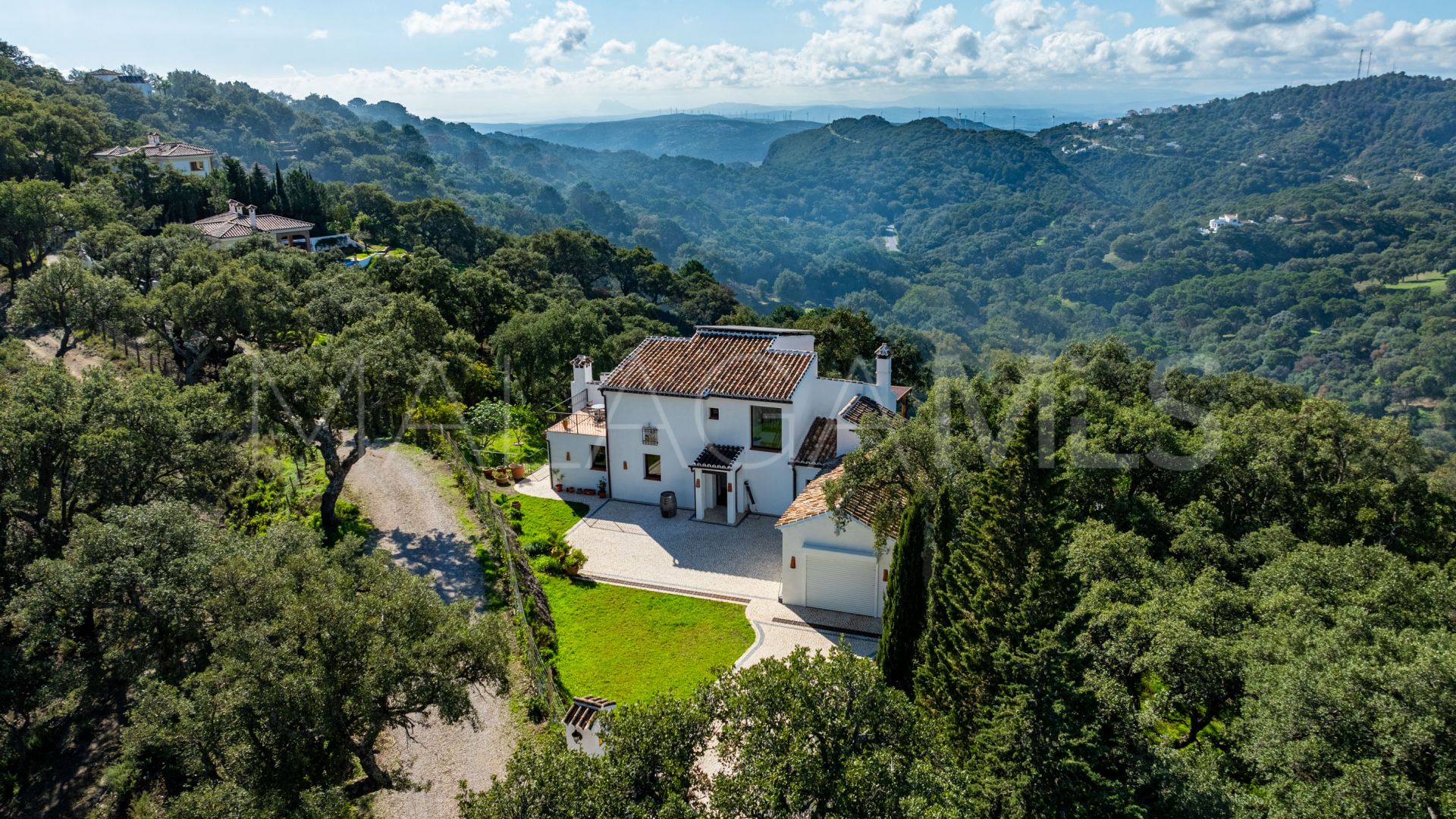 Maison de campagne for sale in Casares Montaña