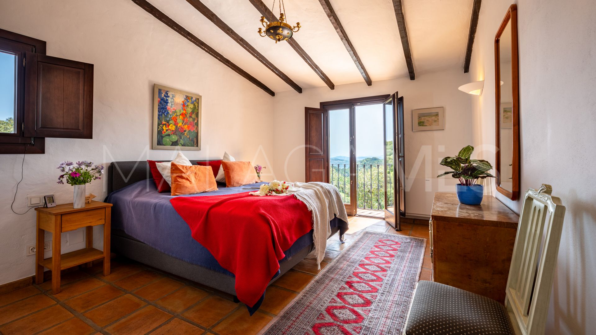 Country house with 4 bedrooms for sale in Casares Montaña