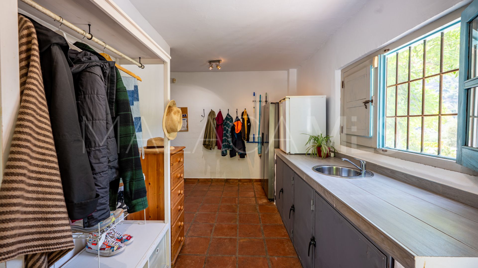 Finca for sale in Almogia with 7 bedrooms