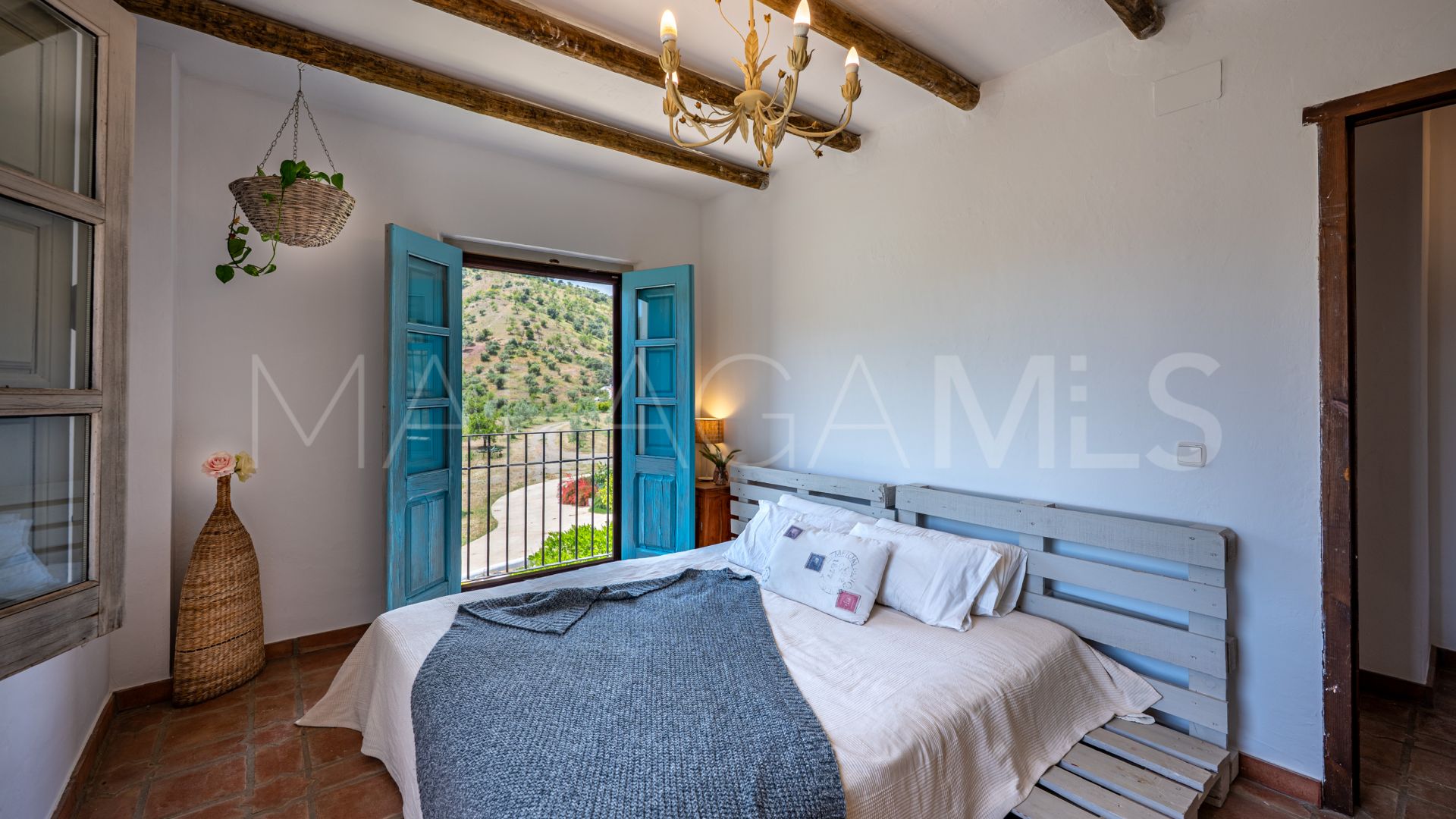 Finca for sale in Almogia with 7 bedrooms