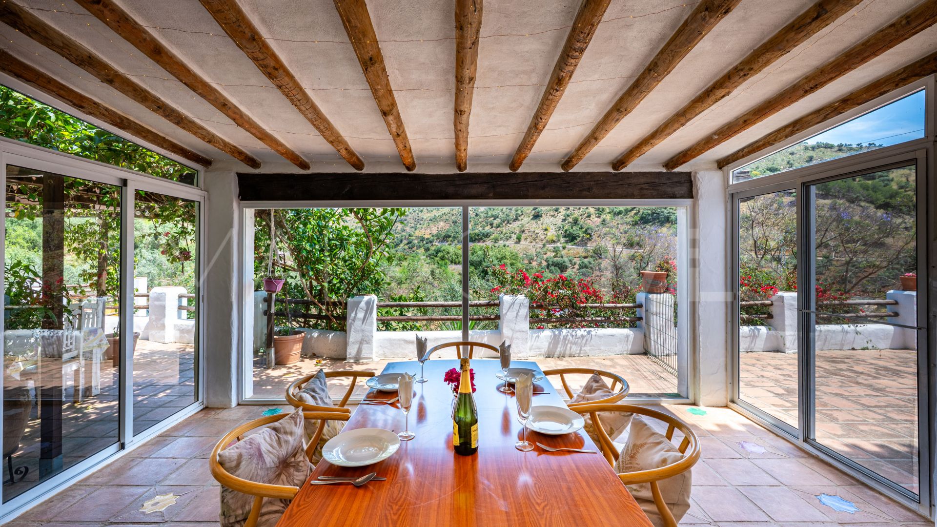 Finca for sale in Almogia with 7 bedrooms