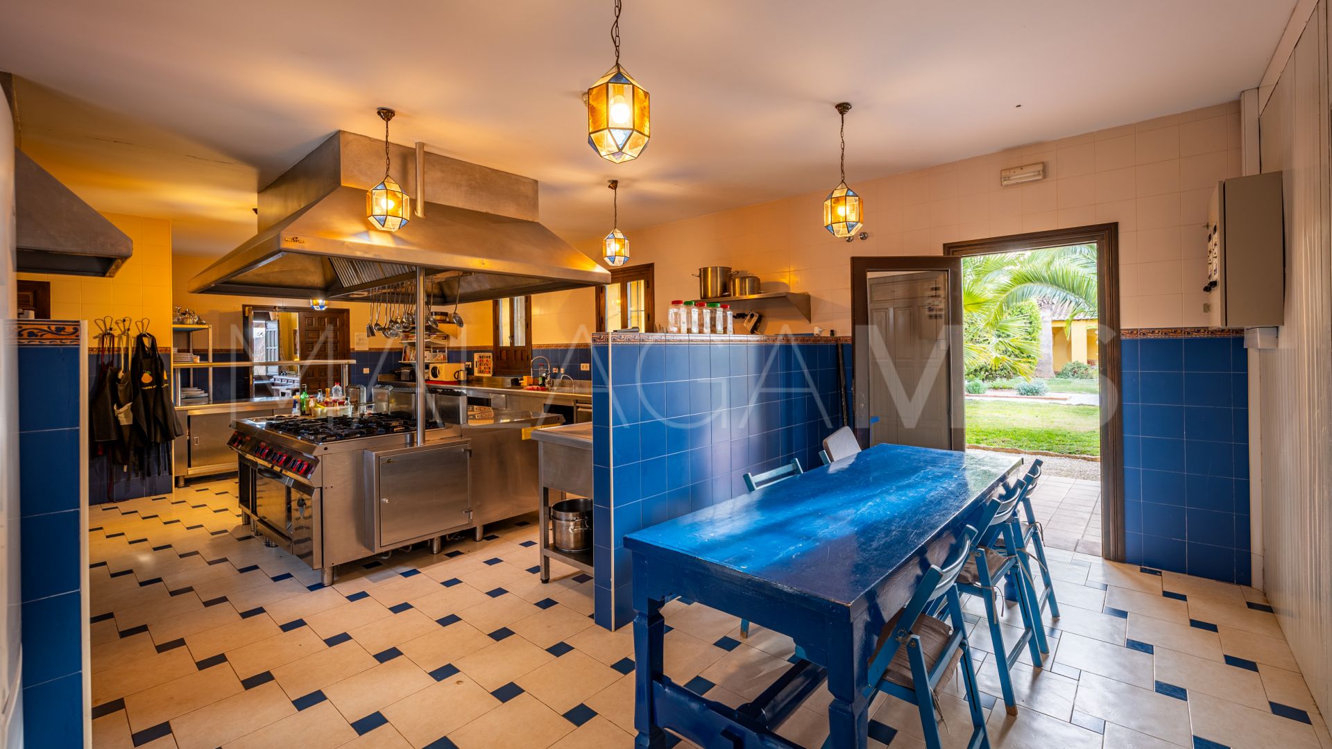 Cortijo for sale in Malaga with 13 bedrooms