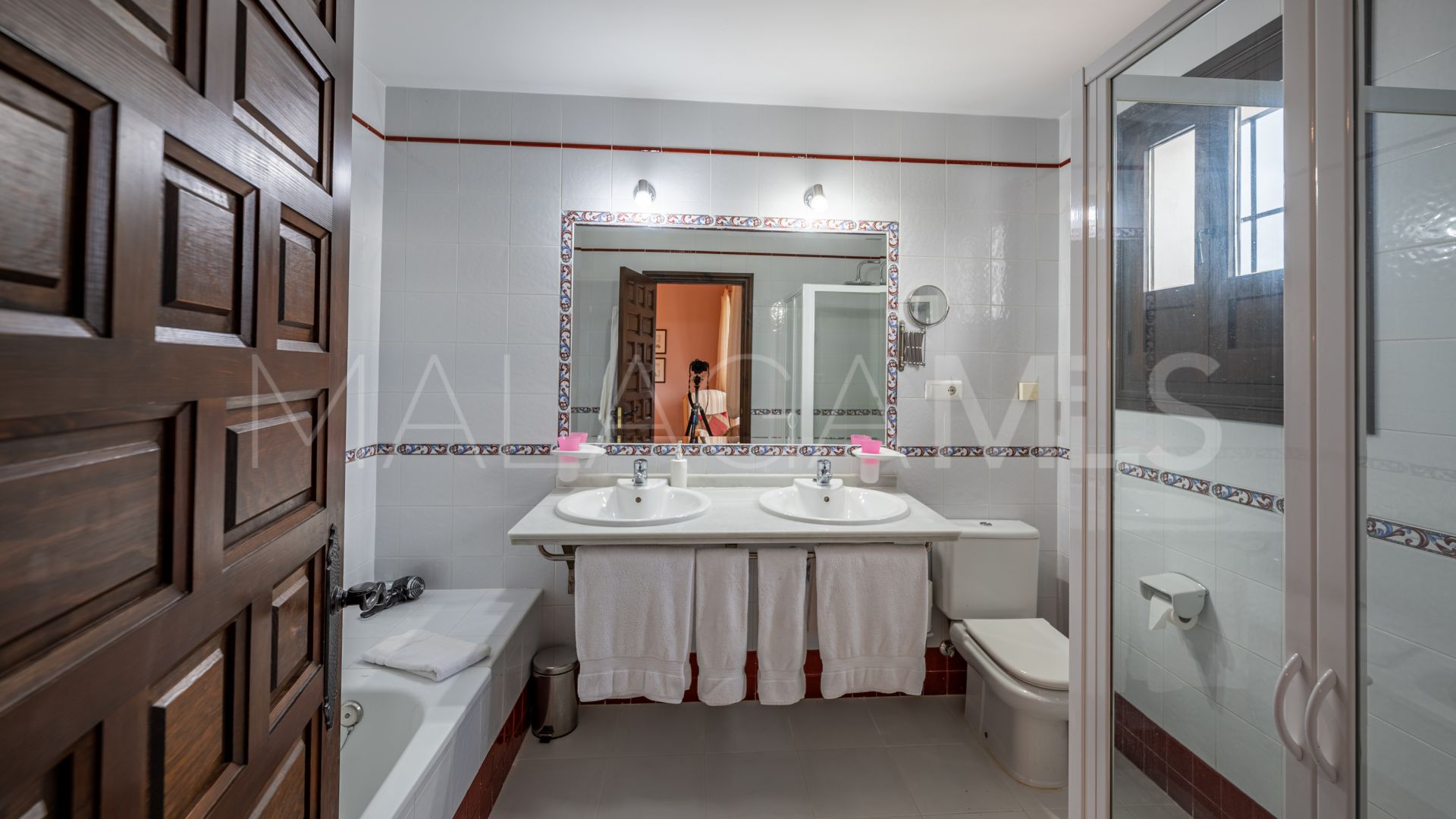 Cortijo for sale in Malaga with 13 bedrooms