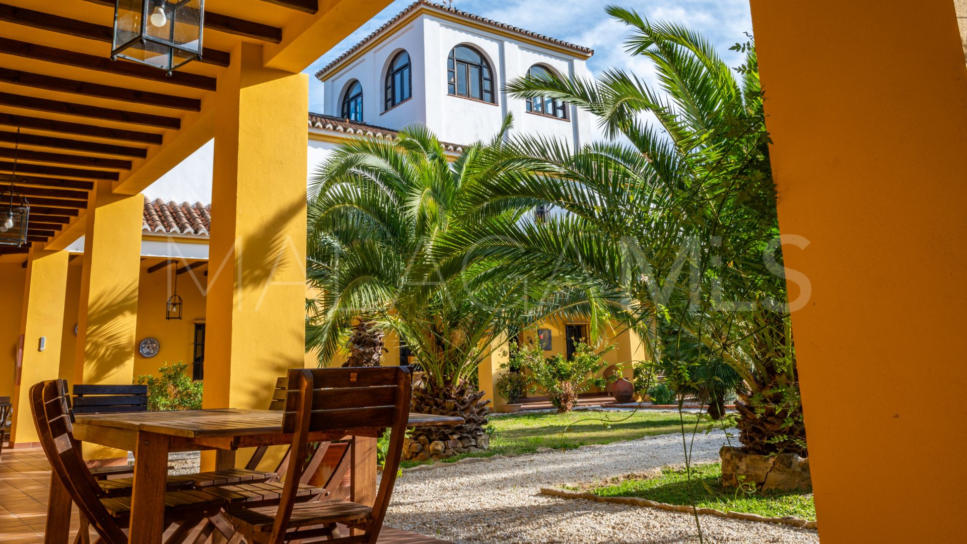 Cortijo for sale in Malaga with 13 bedrooms