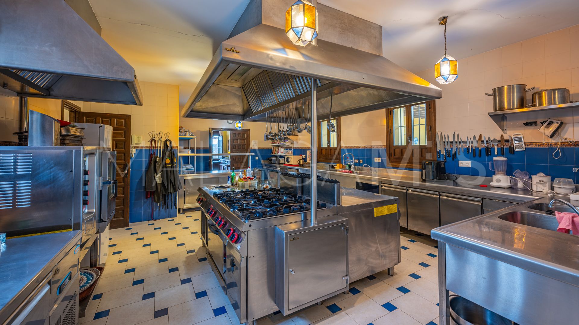 Cortijo for sale in Malaga with 13 bedrooms