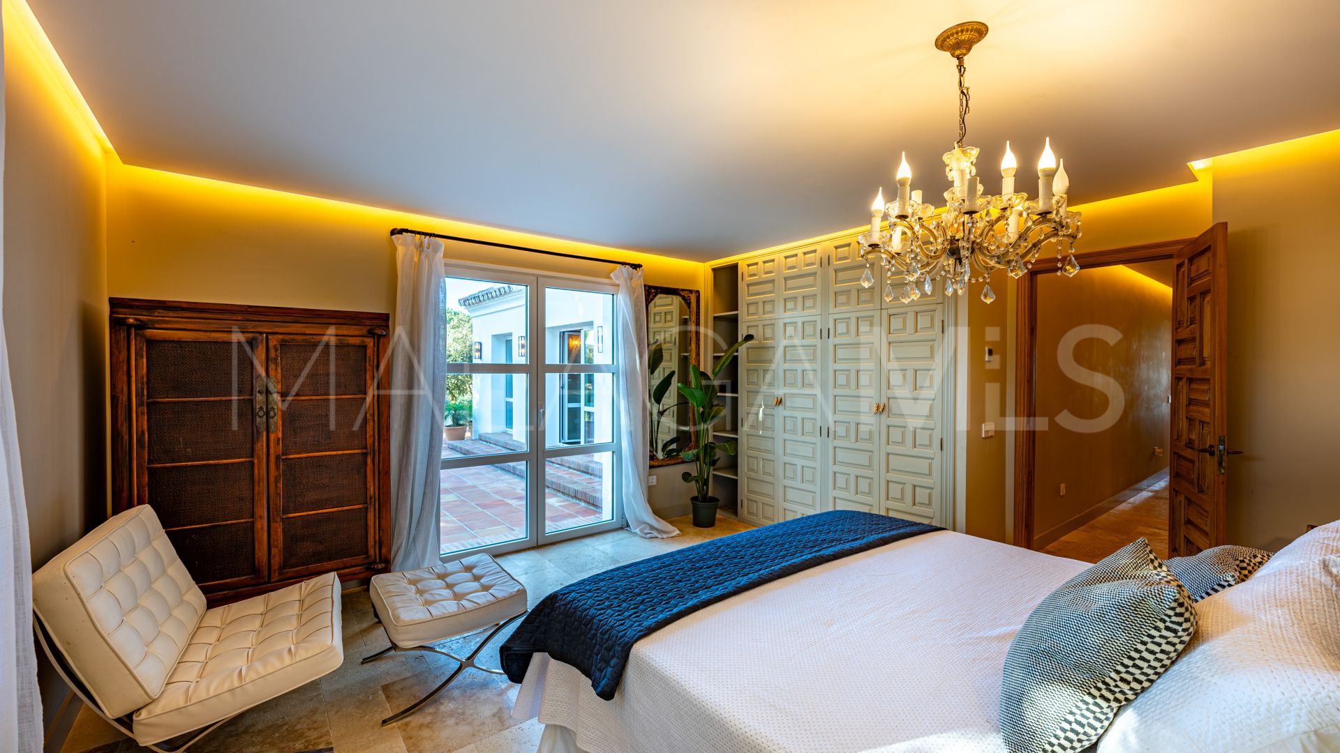 Cortijo for sale in Ronda with 8 bedrooms