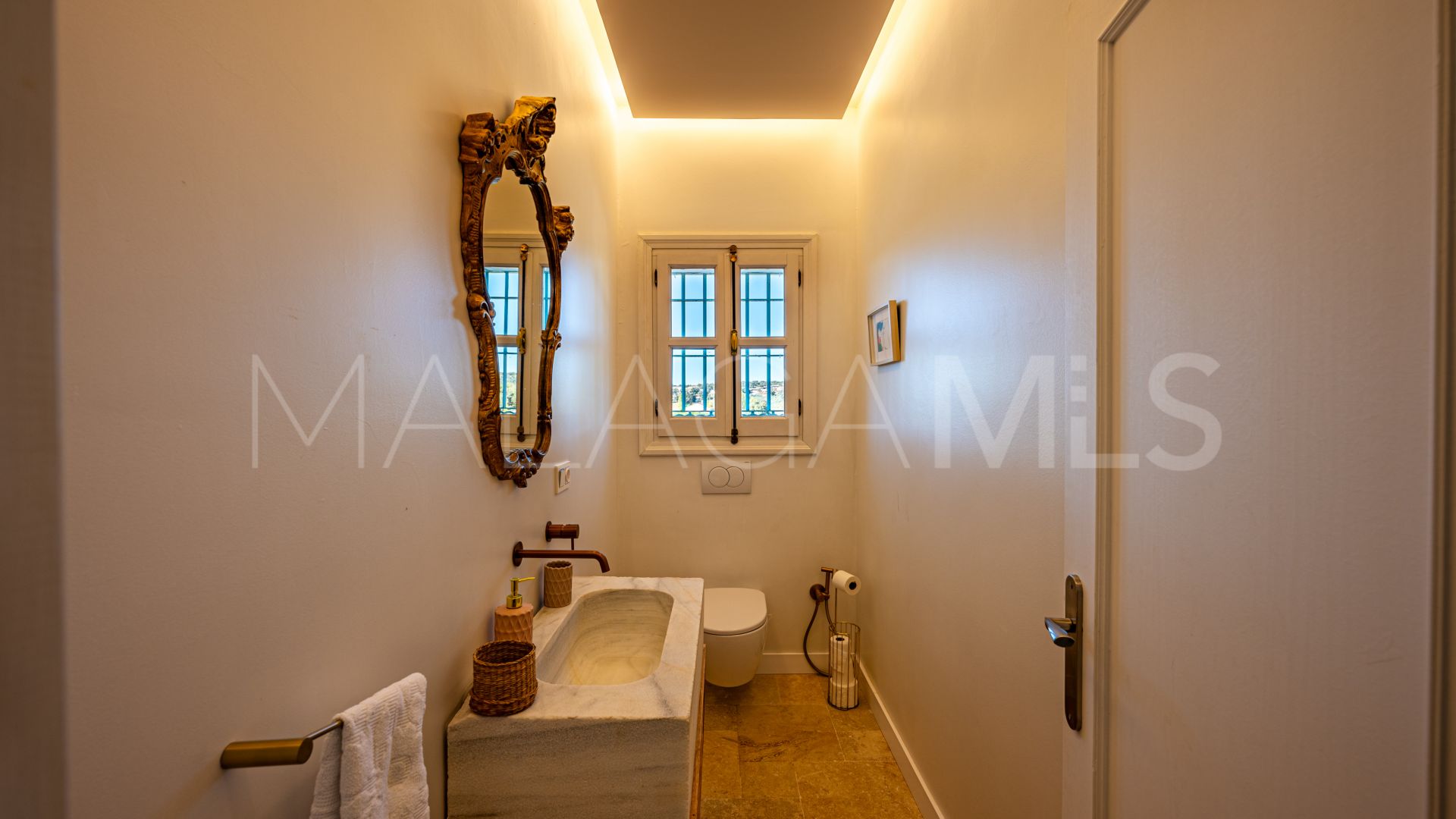 Cortijo for sale in Ronda with 8 bedrooms