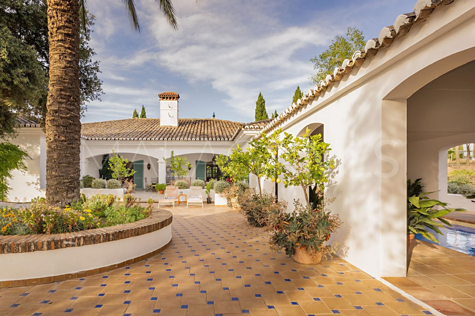 Cortijo for sale in Ronda with 8 bedrooms