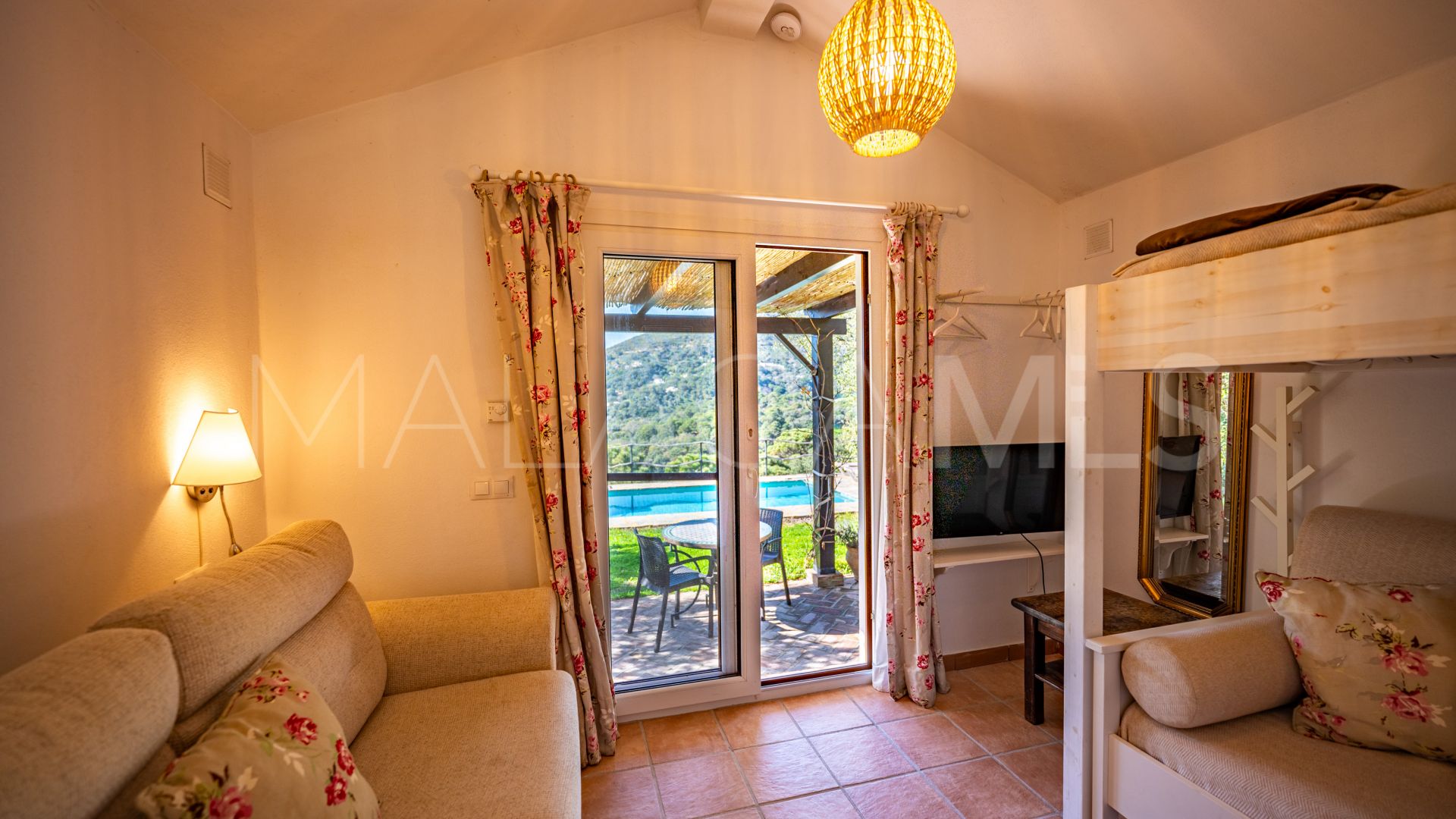 For sale Casares 4 bedrooms country house