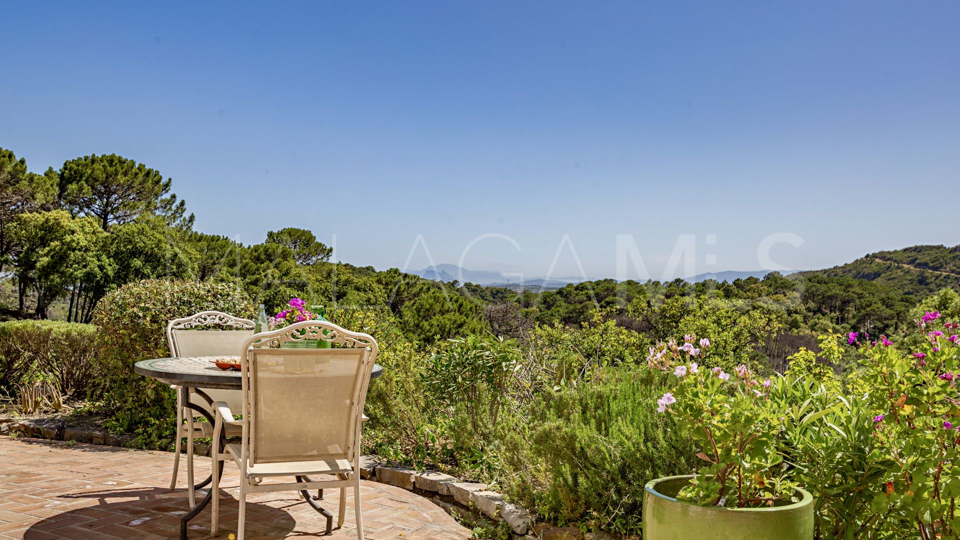 For sale Casares 4 bedrooms country house