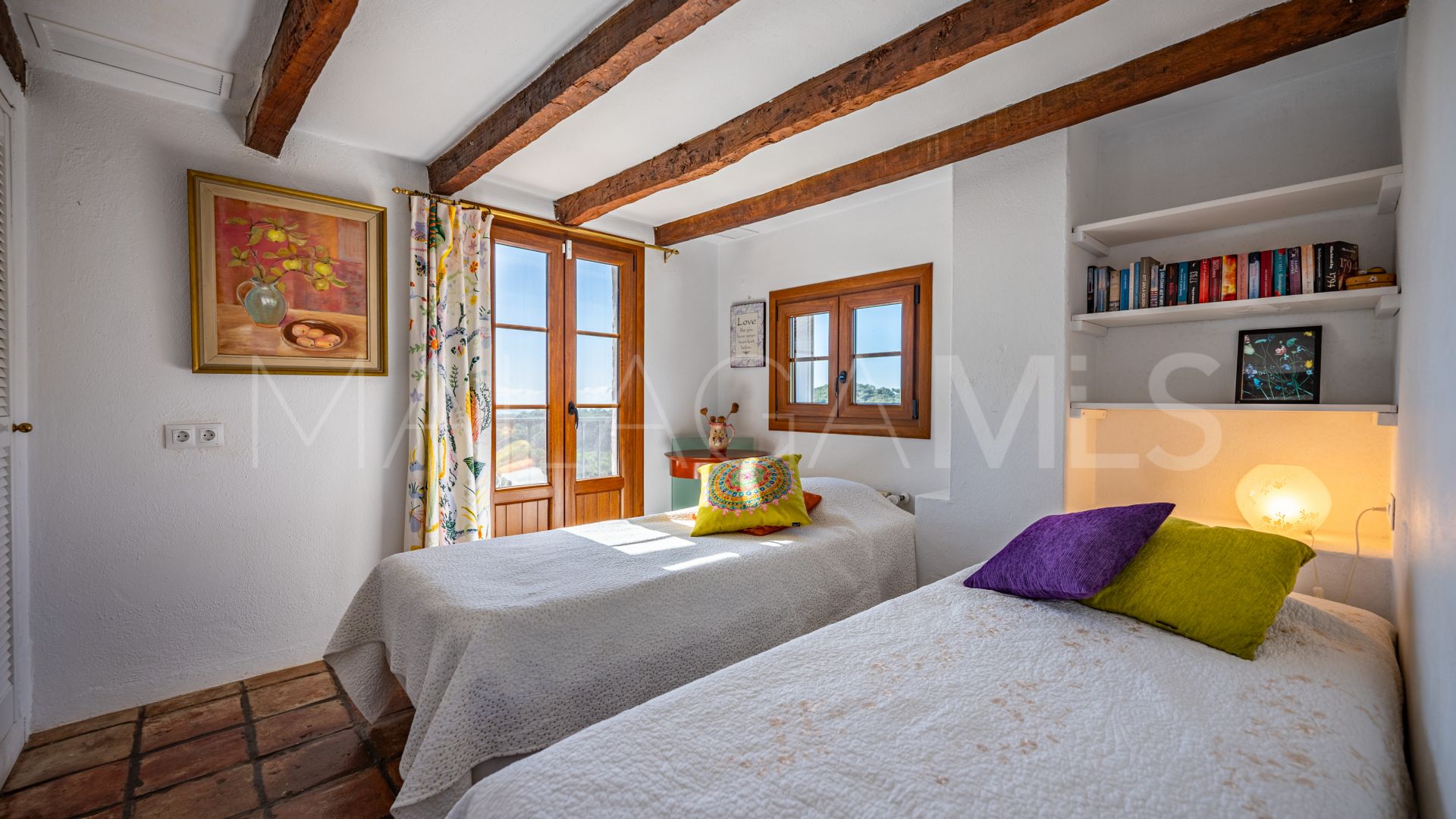 For sale Casares 4 bedrooms country house