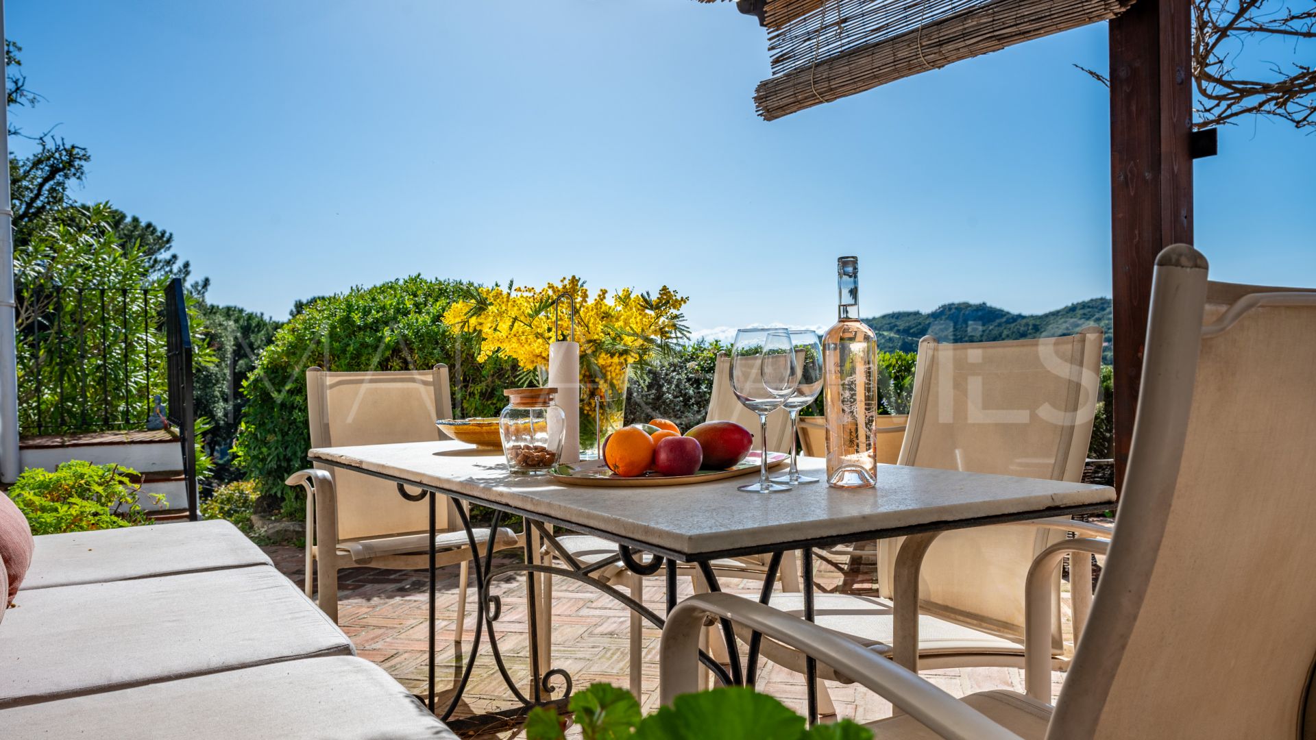 For sale Casares 4 bedrooms country house