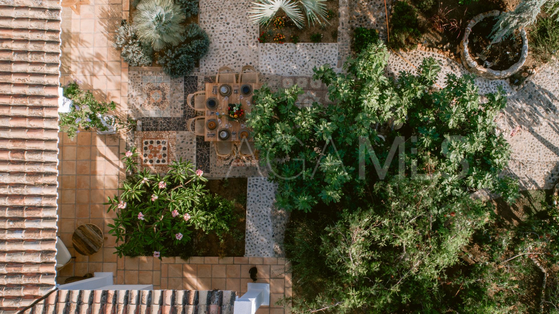Landhaus for sale in Marbella