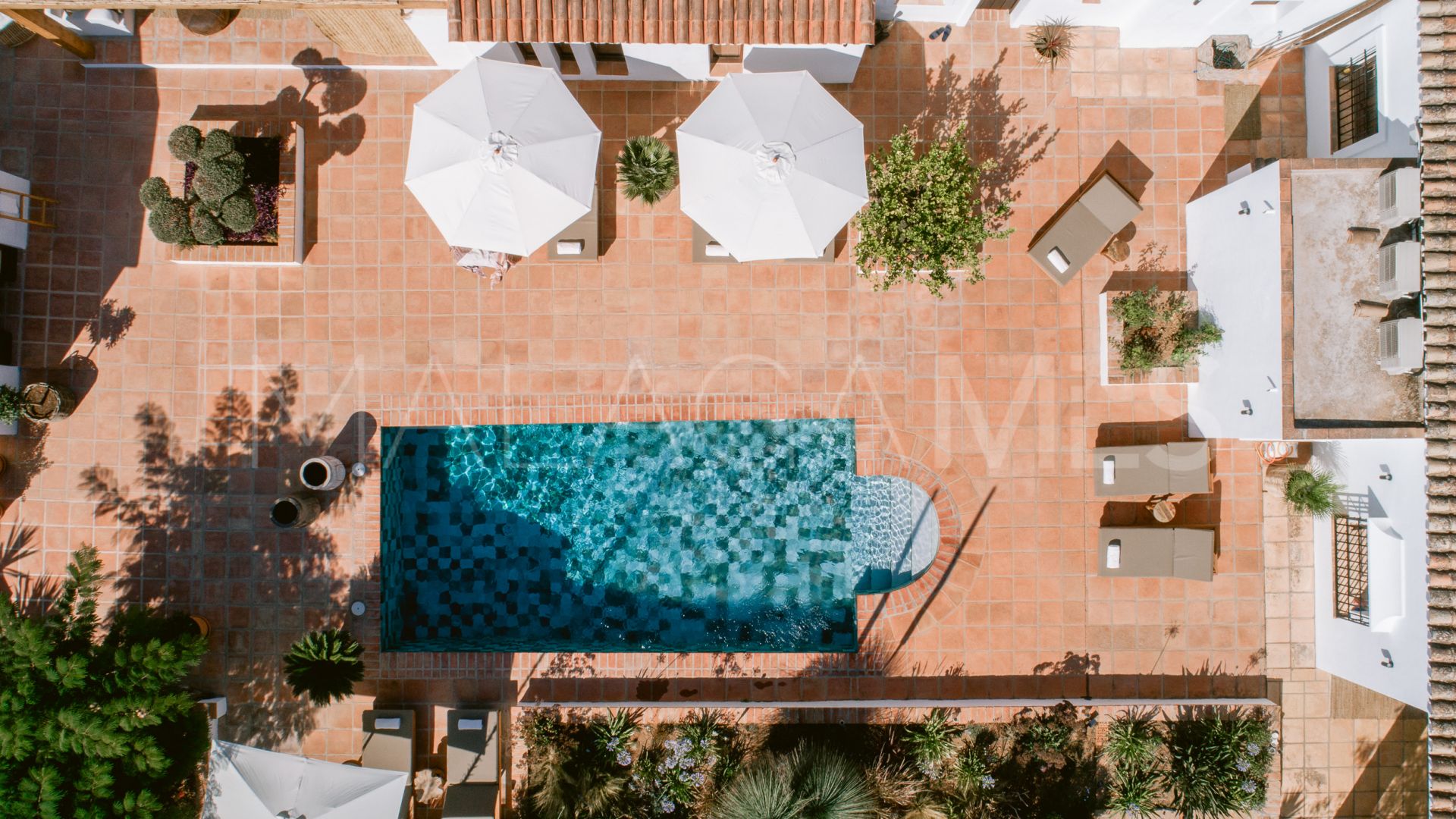 Landhaus for sale in Marbella