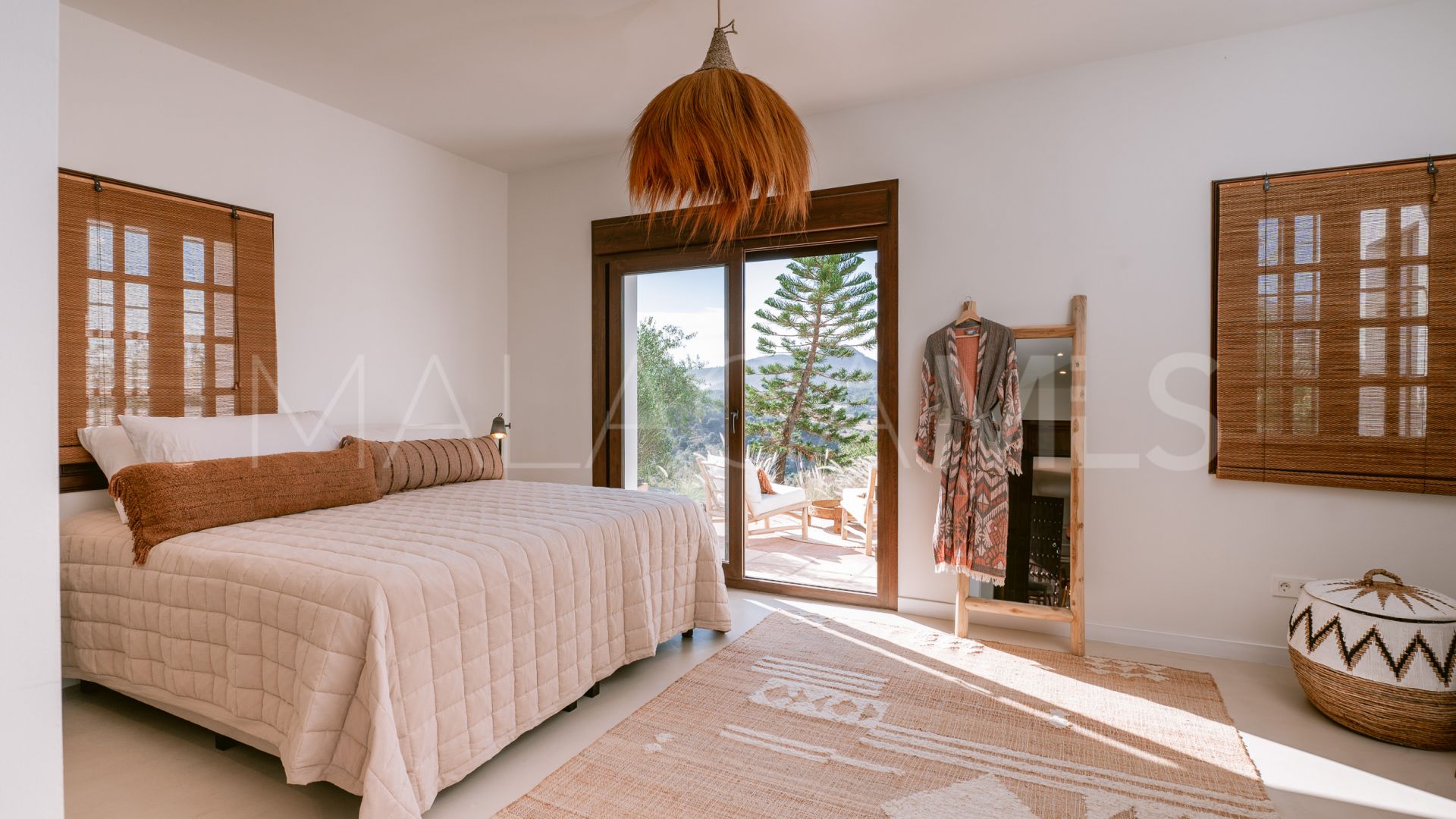 Landhaus for sale in Marbella