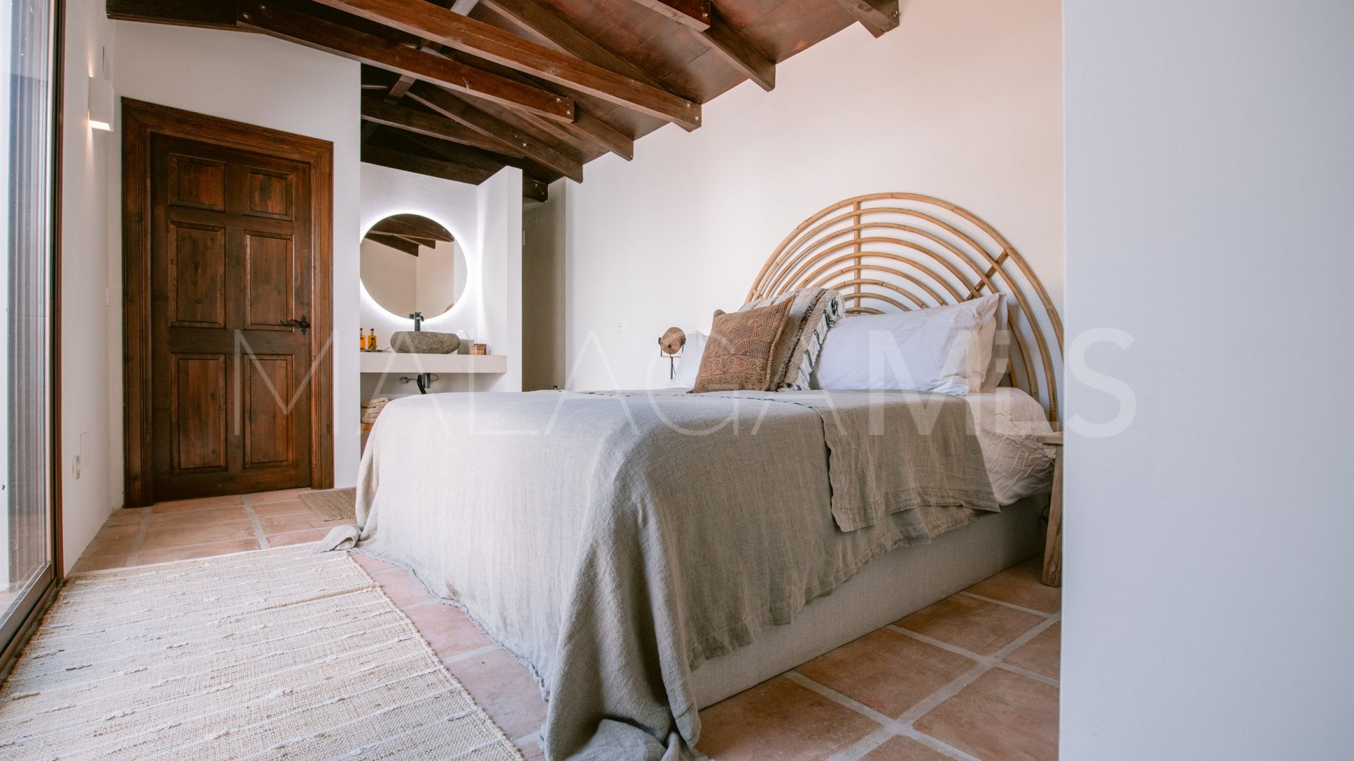 Landhaus for sale in Marbella