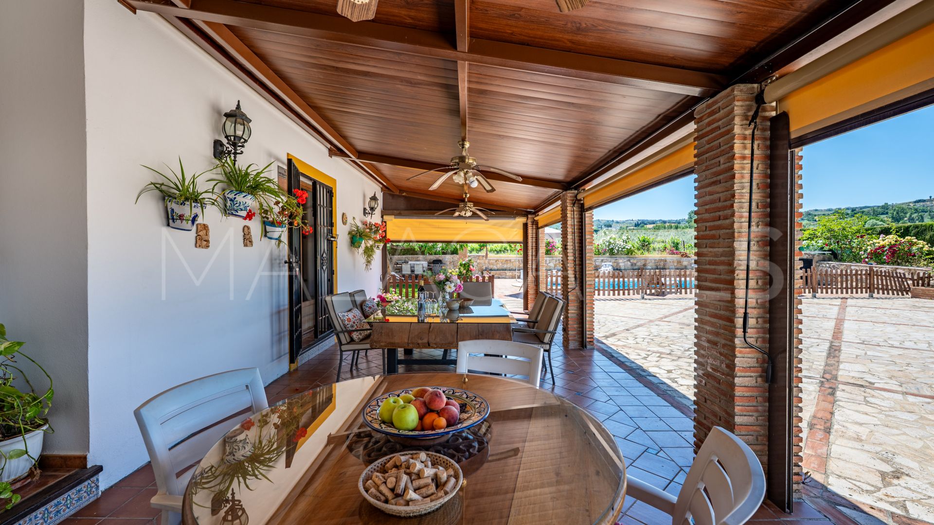 Buy country house in Ronda