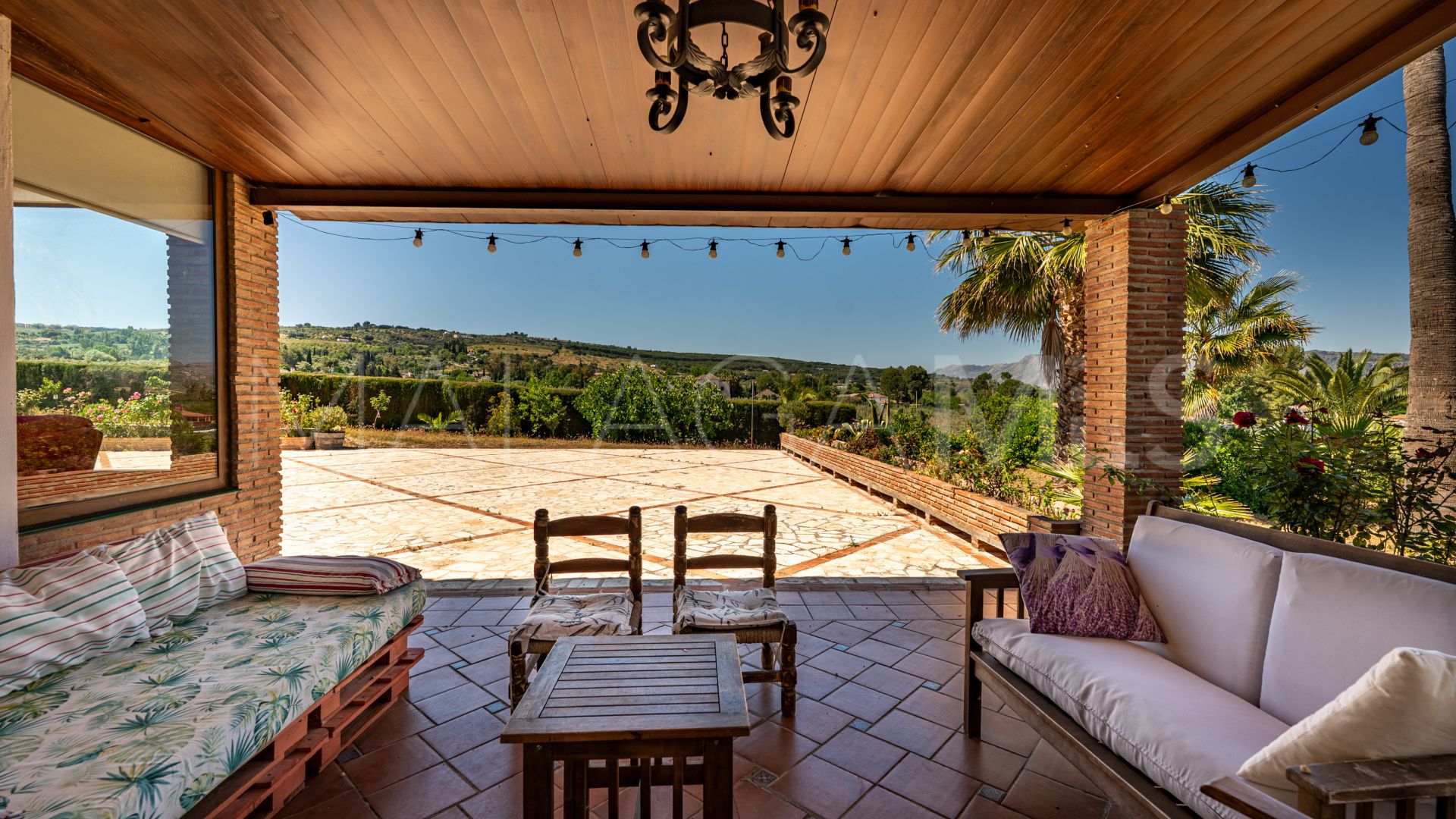 Buy country house in Ronda
