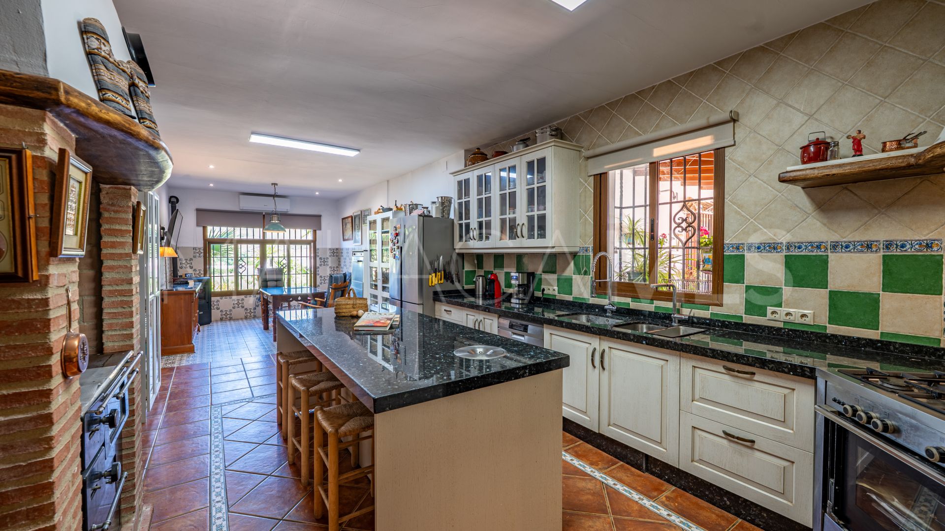 Buy country house in Ronda