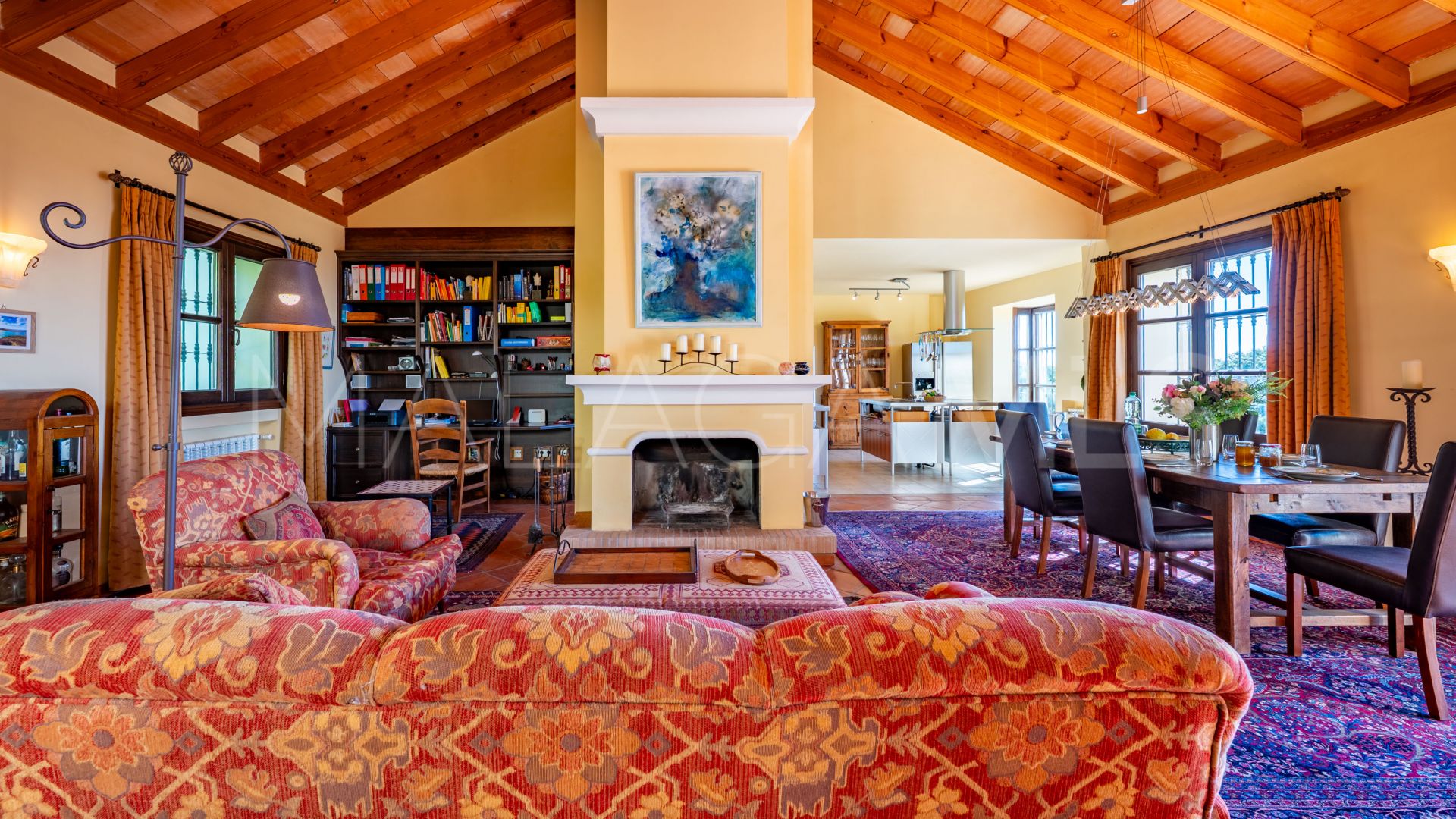 Country house for sale in Casares