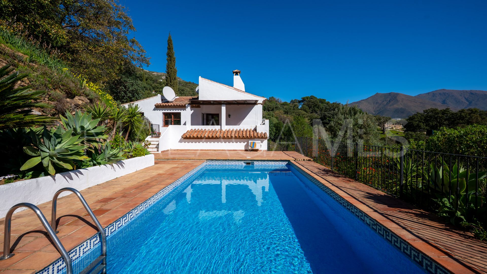 Hus på landet for sale in Casares