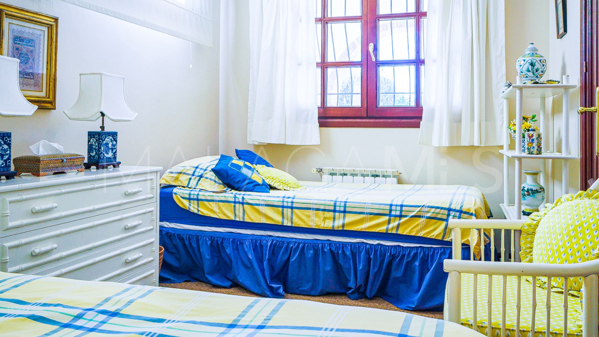 Country house for sale in Estepona