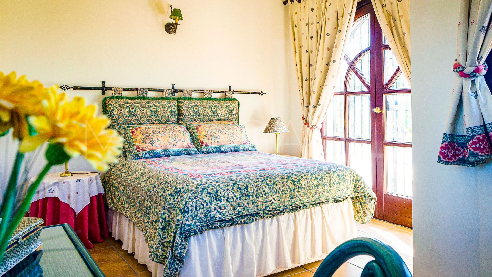 Country house for sale in Estepona