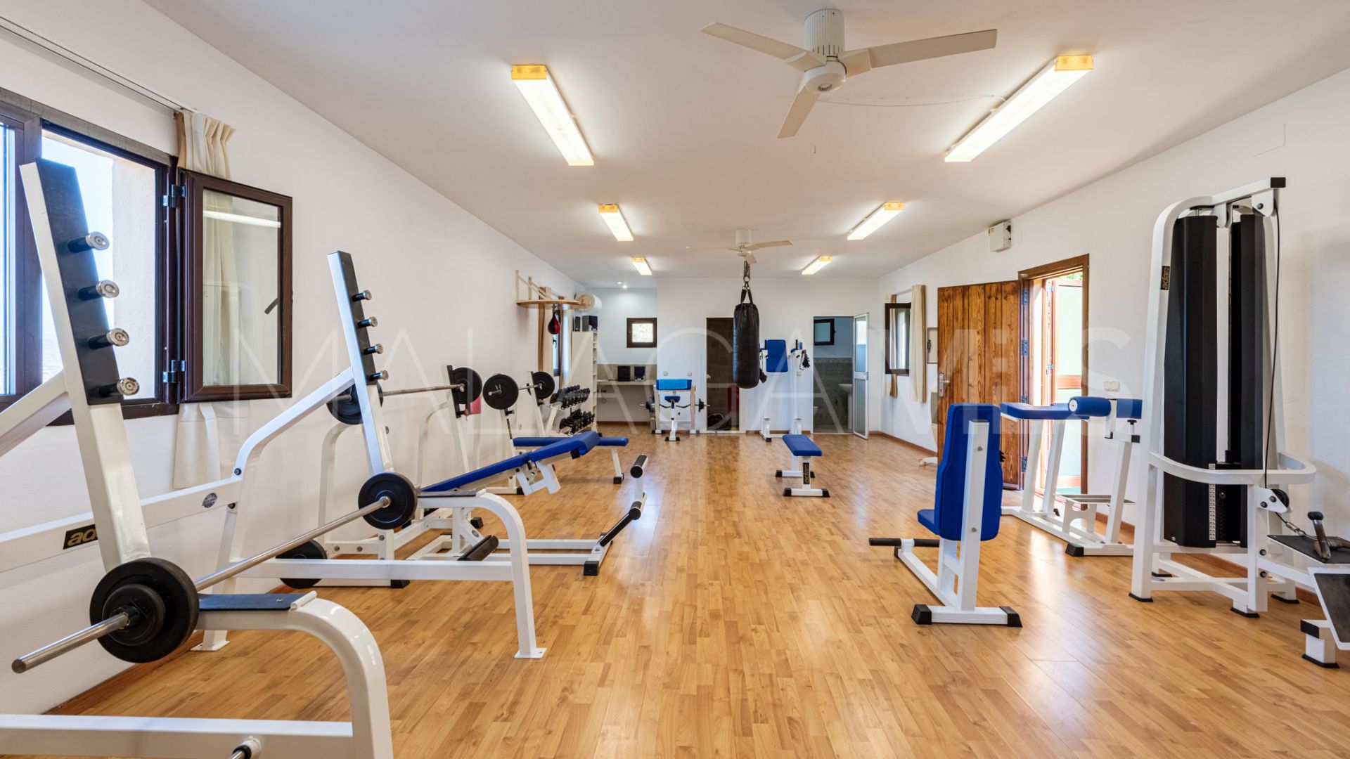 Landhaus for sale in Alhaurin de la Torre