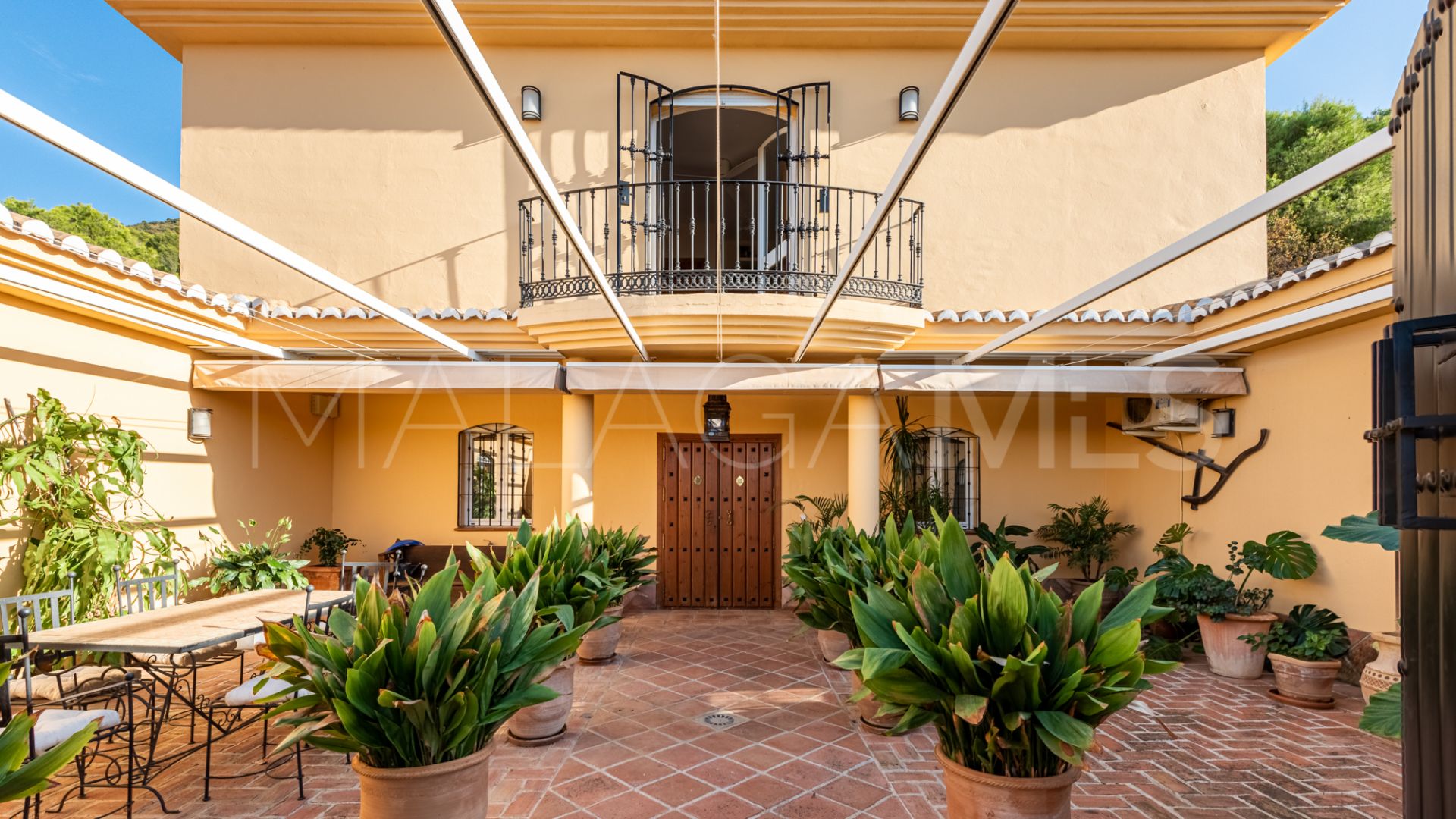 Landhaus for sale in Alhaurin de la Torre