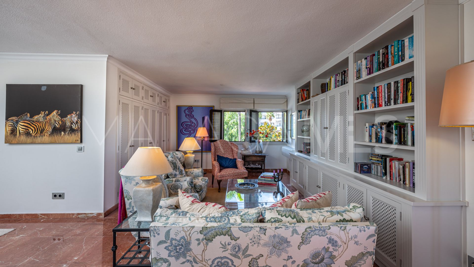 Landhaus for sale in Los Reales - Sierra Estepona