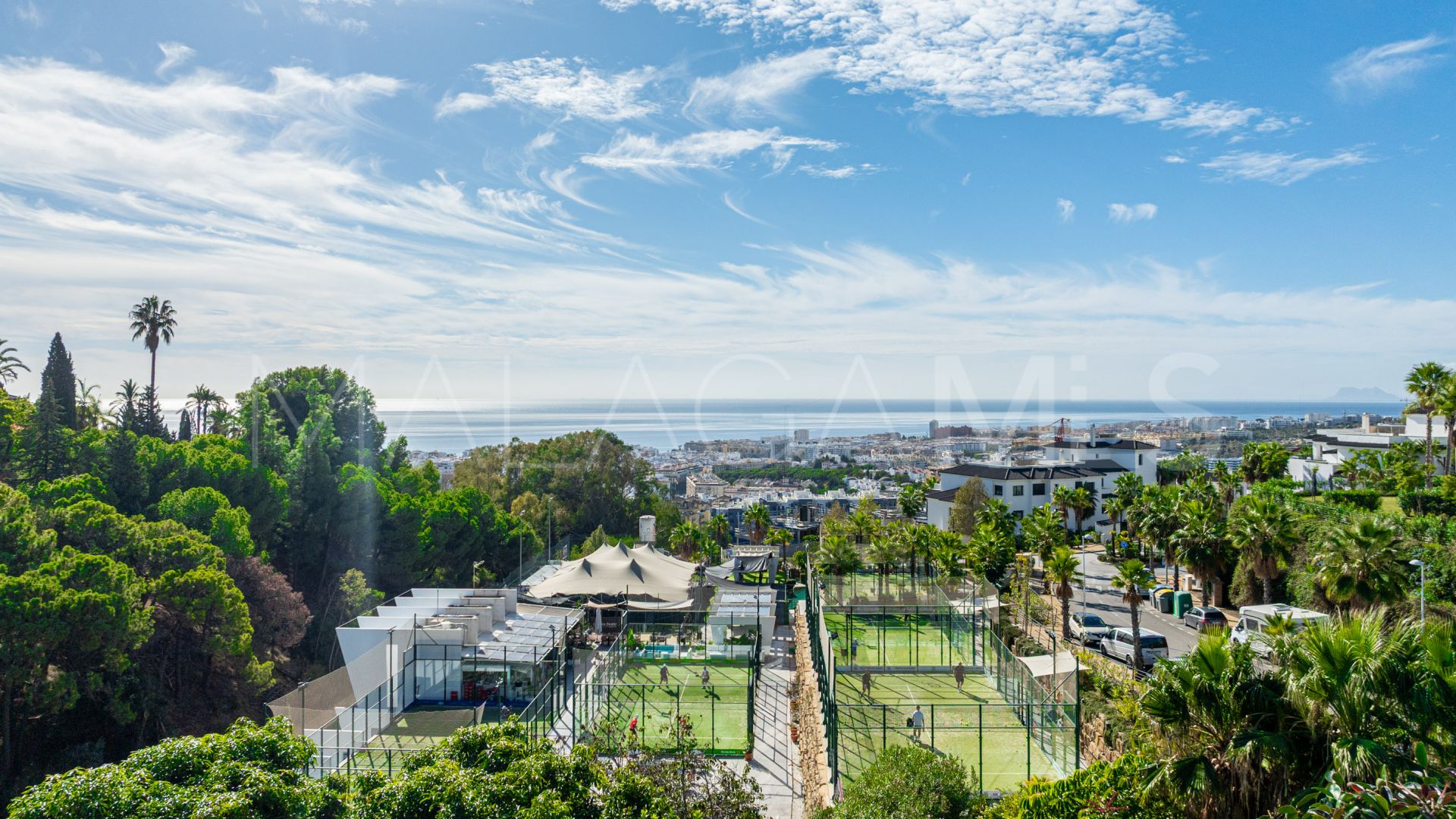 Landhaus for sale in Los Reales - Sierra Estepona