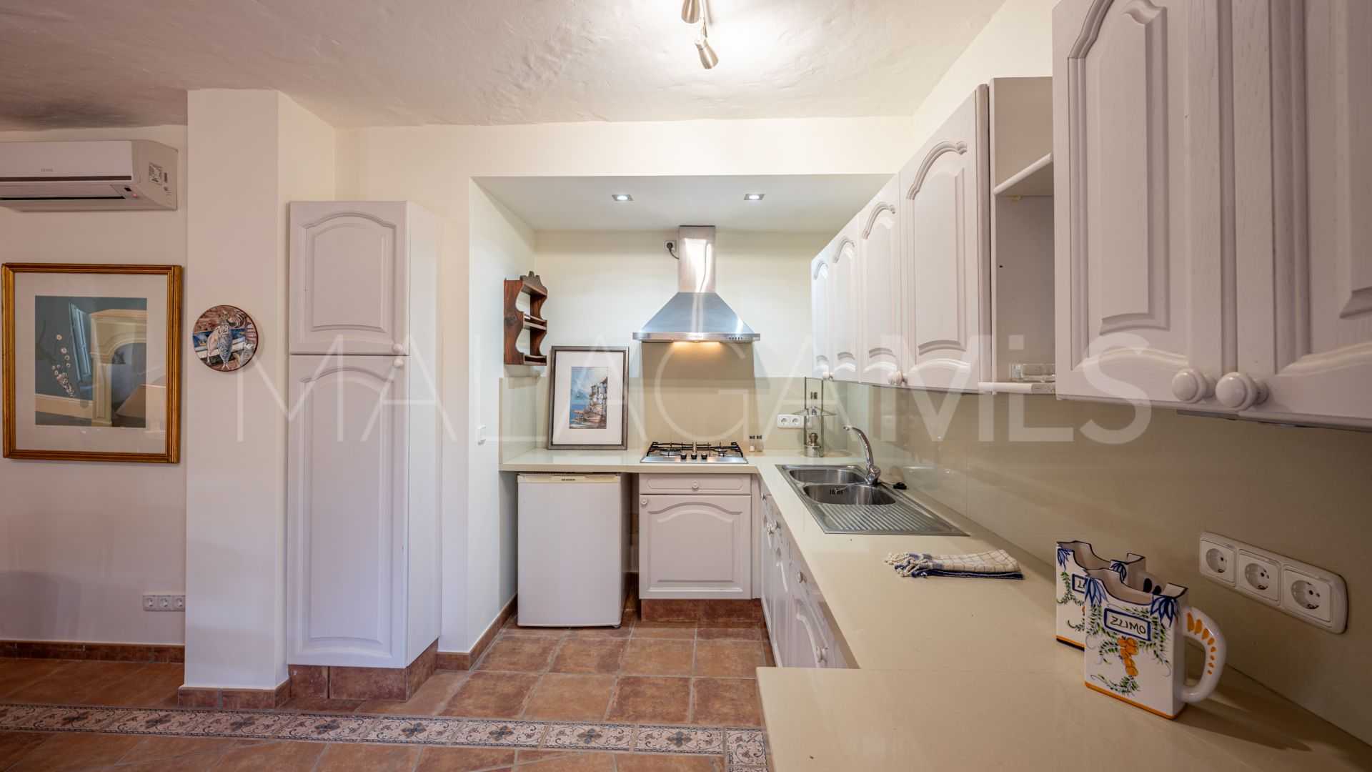 Landhaus for sale in Los Reales - Sierra Estepona