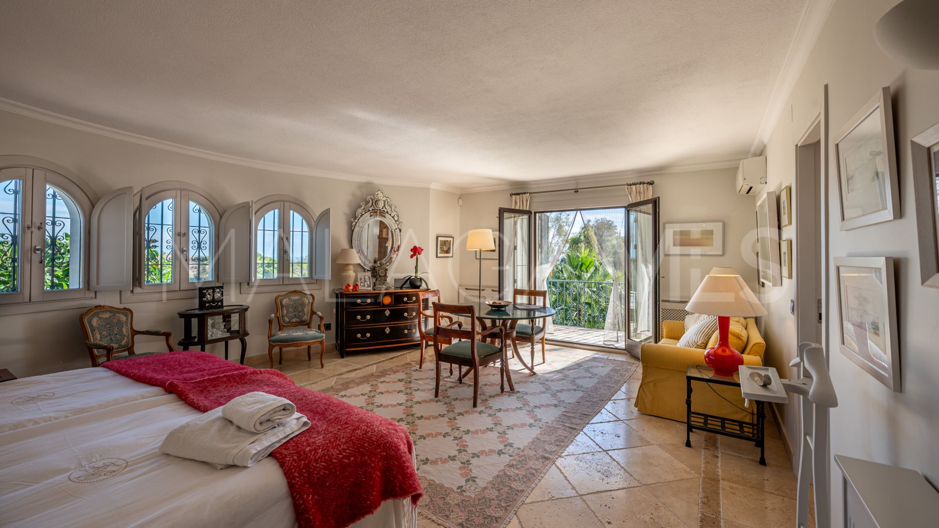 Landhaus for sale in Los Reales - Sierra Estepona