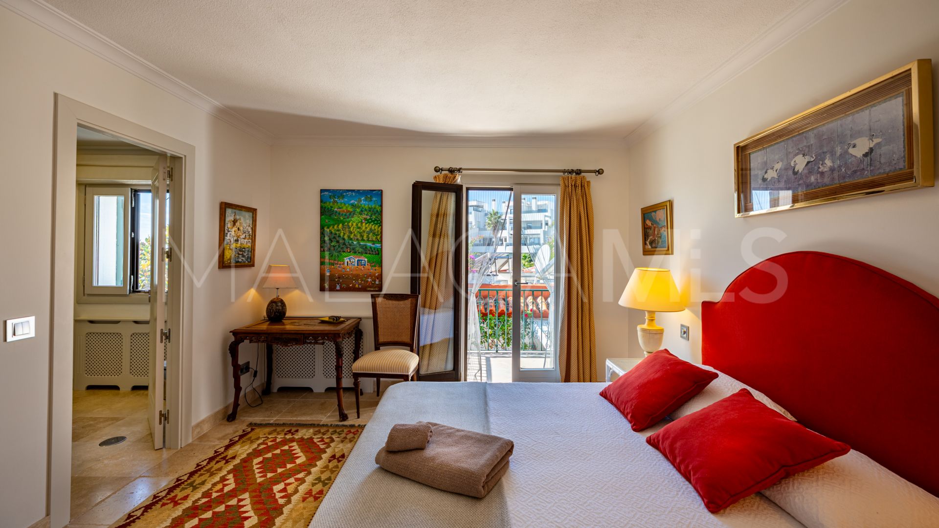 7 bedrooms Altos de Estepona country house for sale