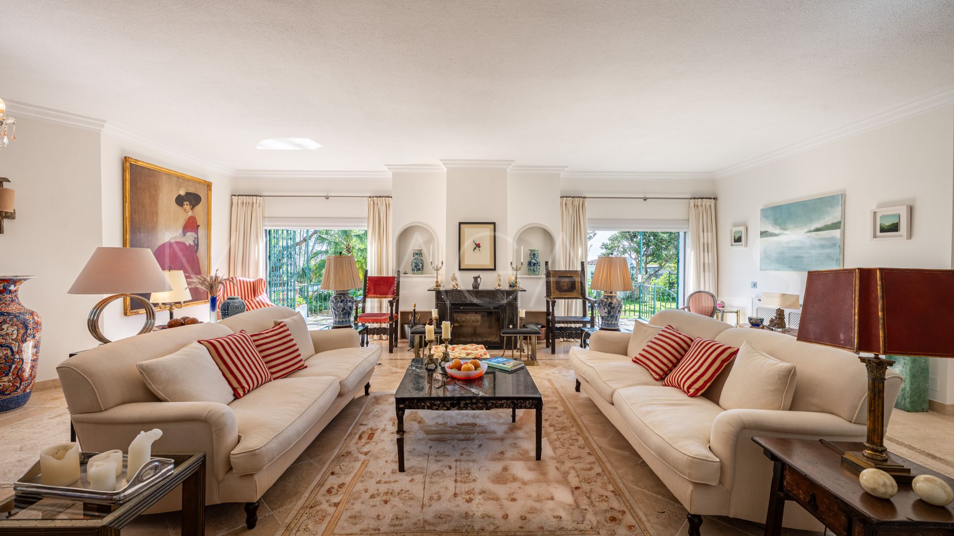 Landhaus for sale in Los Reales - Sierra Estepona