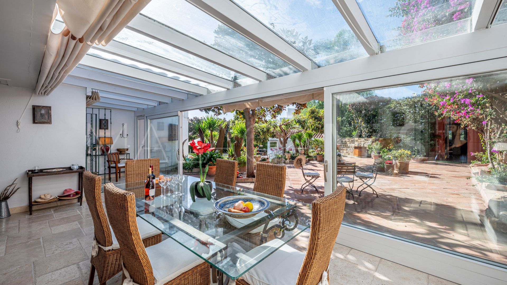 Landhaus for sale in Los Reales - Sierra Estepona