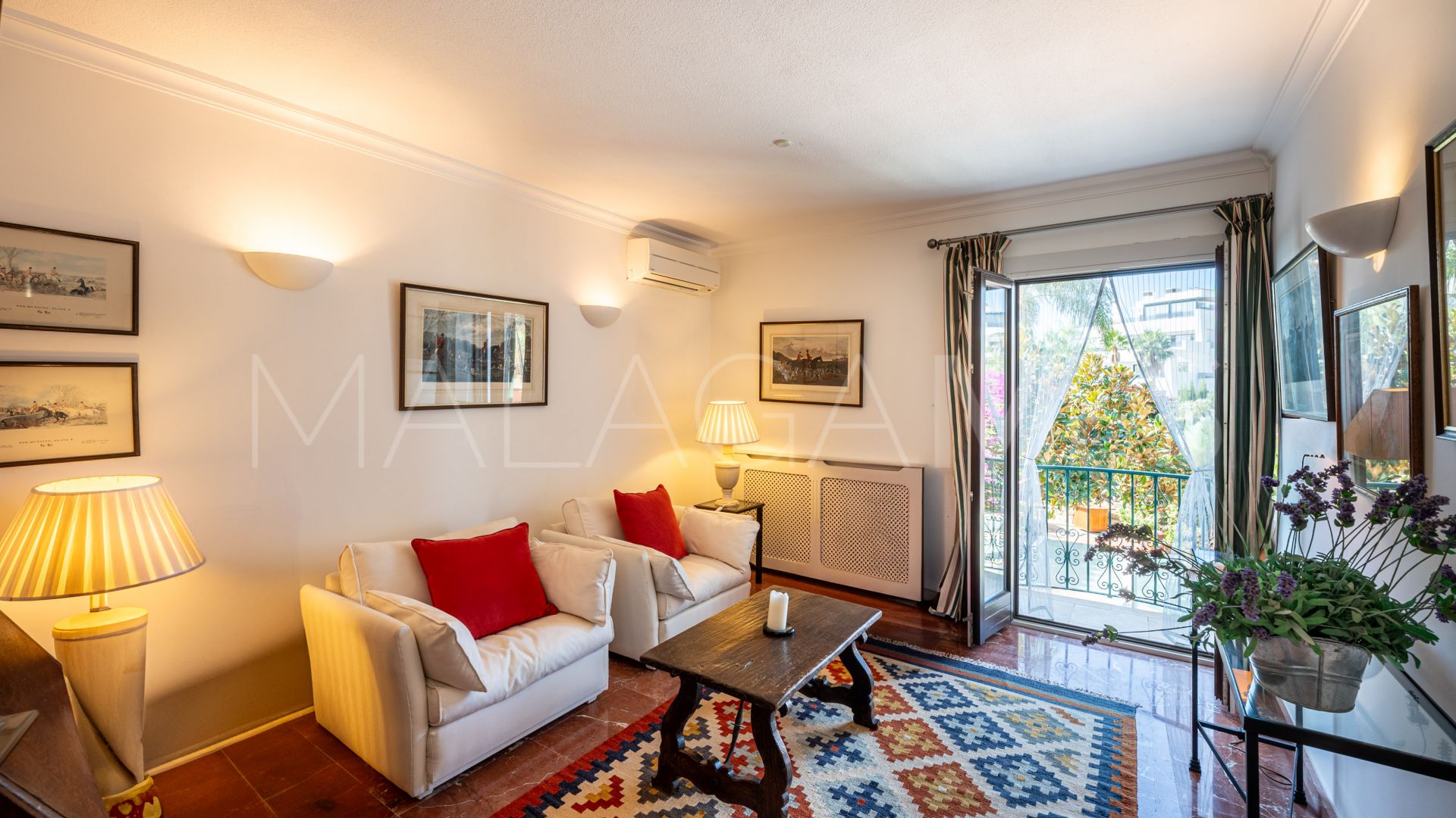 Landhaus for sale in Los Reales - Sierra Estepona