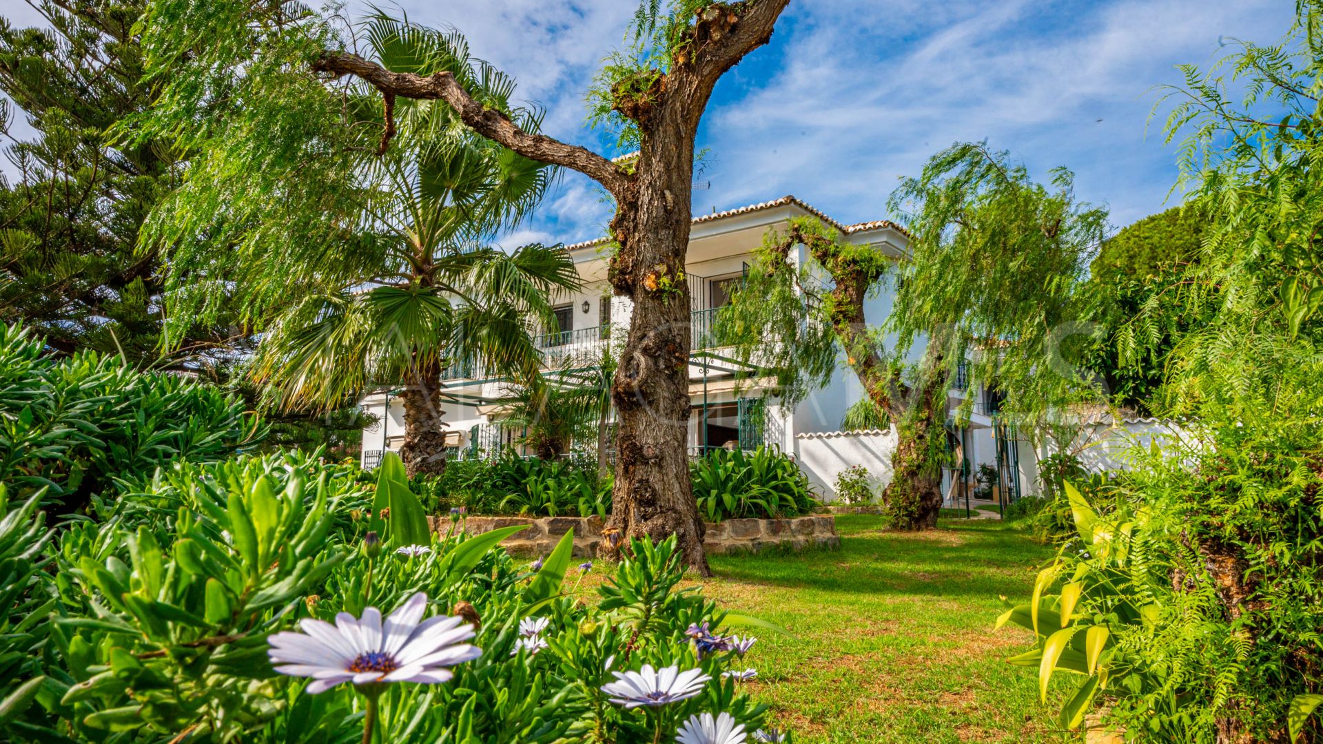 7 bedrooms Altos de Estepona country house for sale